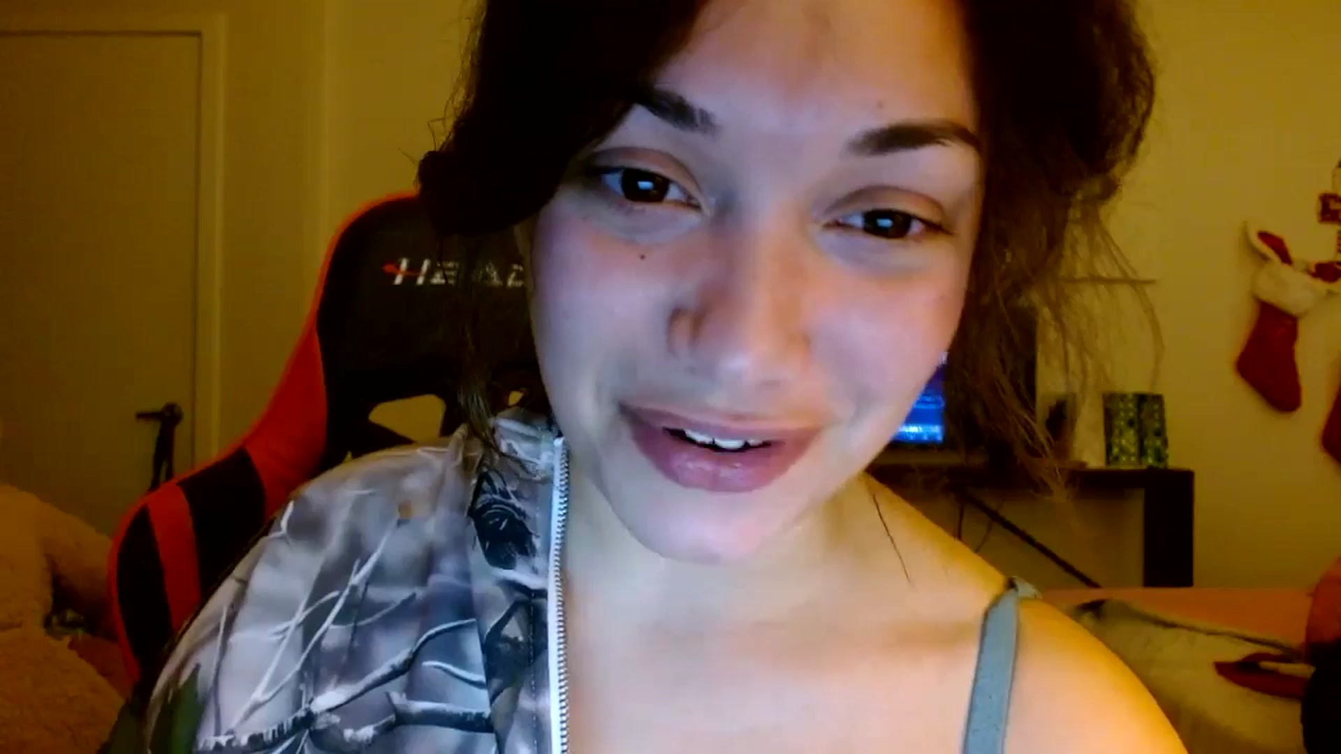 Gallery image thumbnail from Scar__lett's myfreecams stream on, 12/18/2024, 09:48 image 2 of 20