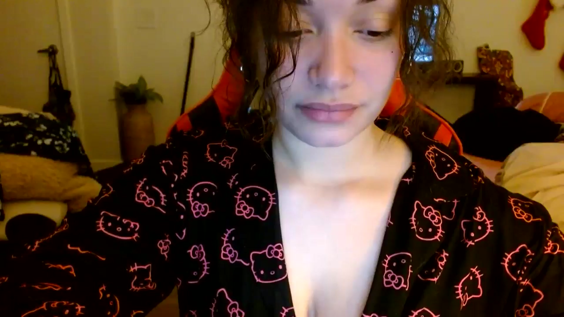 Gallery image thumbnail from Scar__lett's myfreecams stream on, 12/28/2024, 11:12 image 16 of 20