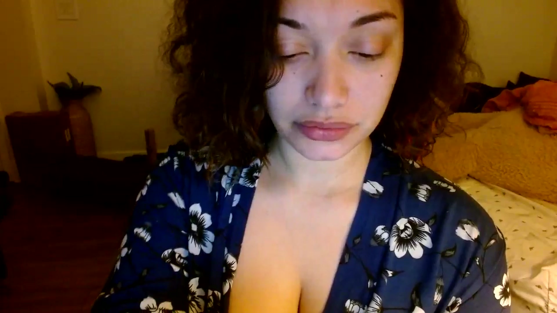 Gallery image thumbnail from Scar__lett's myfreecams stream on, 02/04/2025, 09:56 image 10 of 20