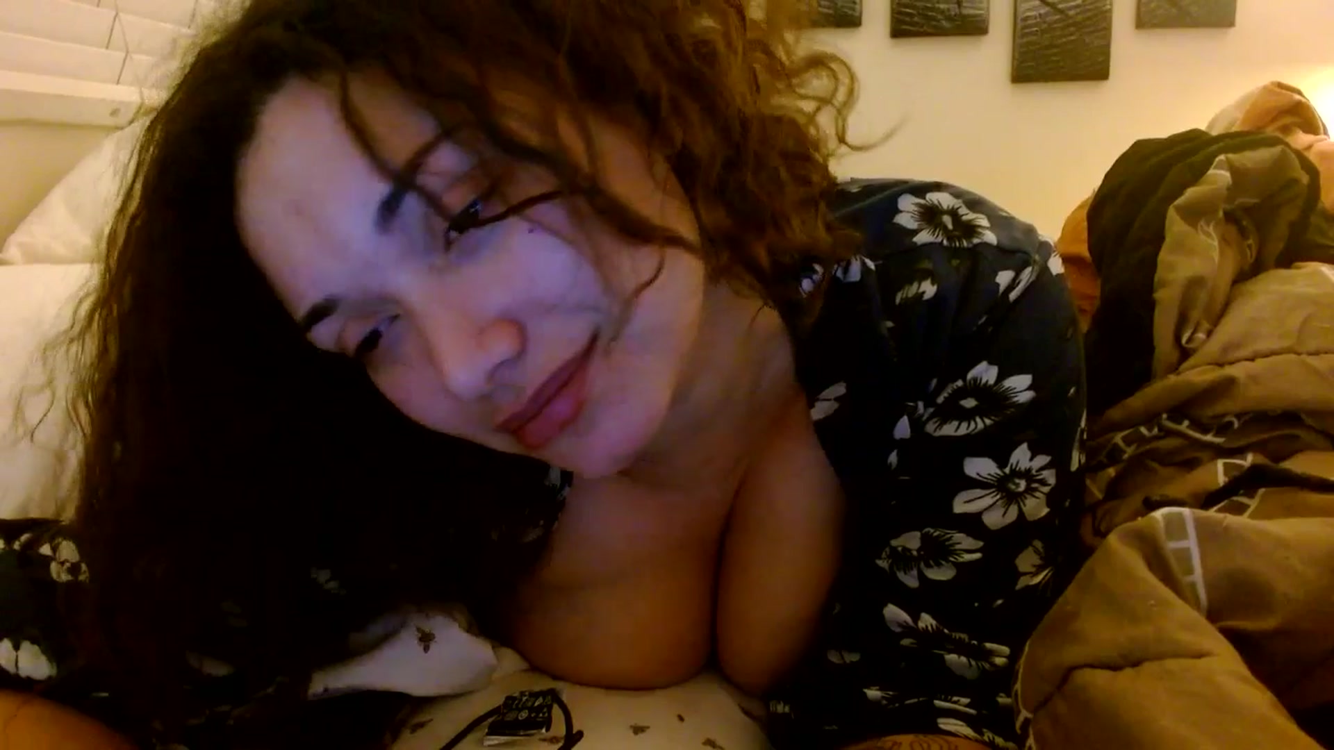 Gallery image thumbnail from Scar__lett's myfreecams stream on, 02/04/2025, 10:38 image 18 of 20