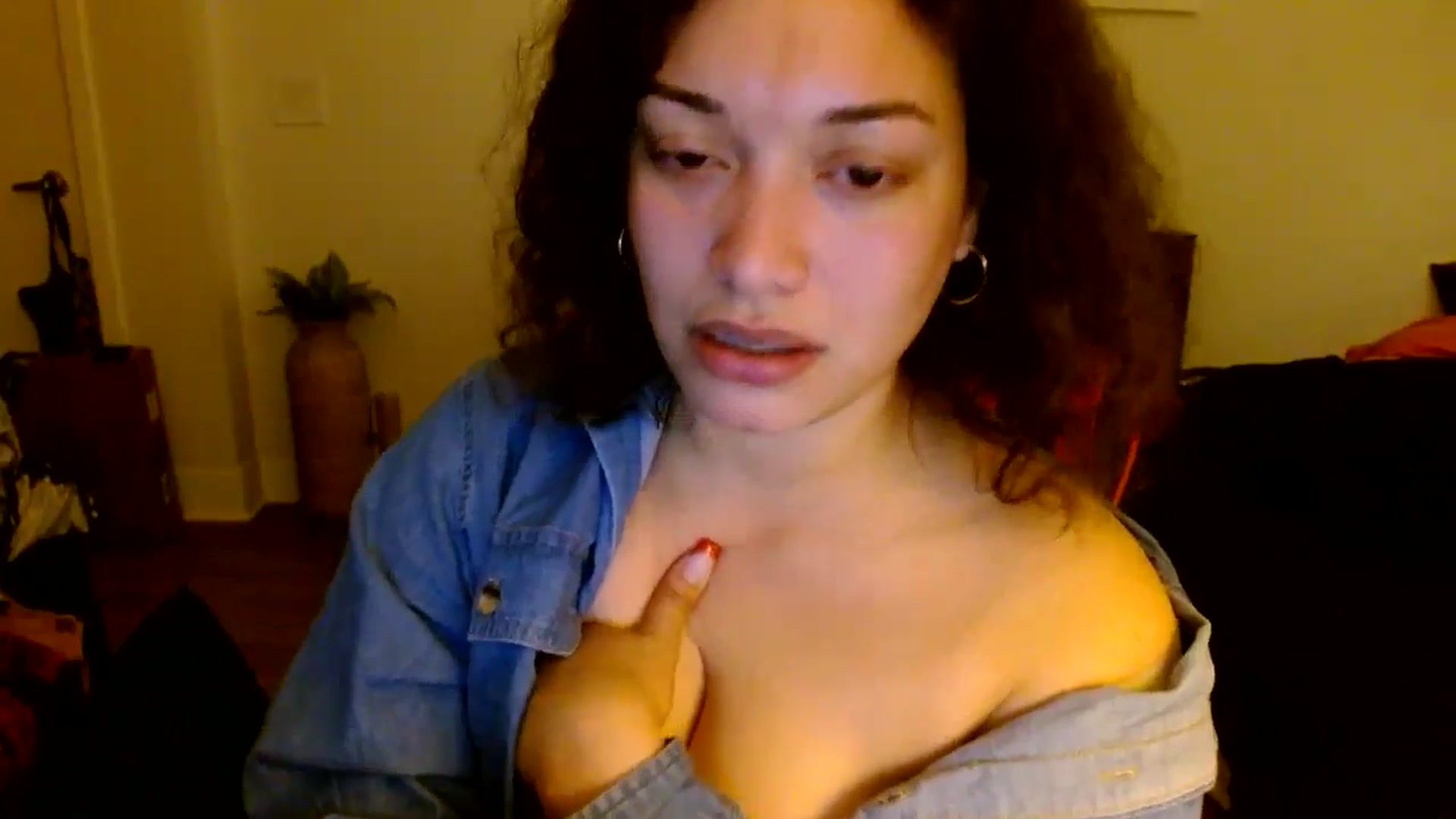 Gallery image thumbnail from Scar__lett's myfreecams stream on, 02/13/2025, 09:55 image 18 of 20
