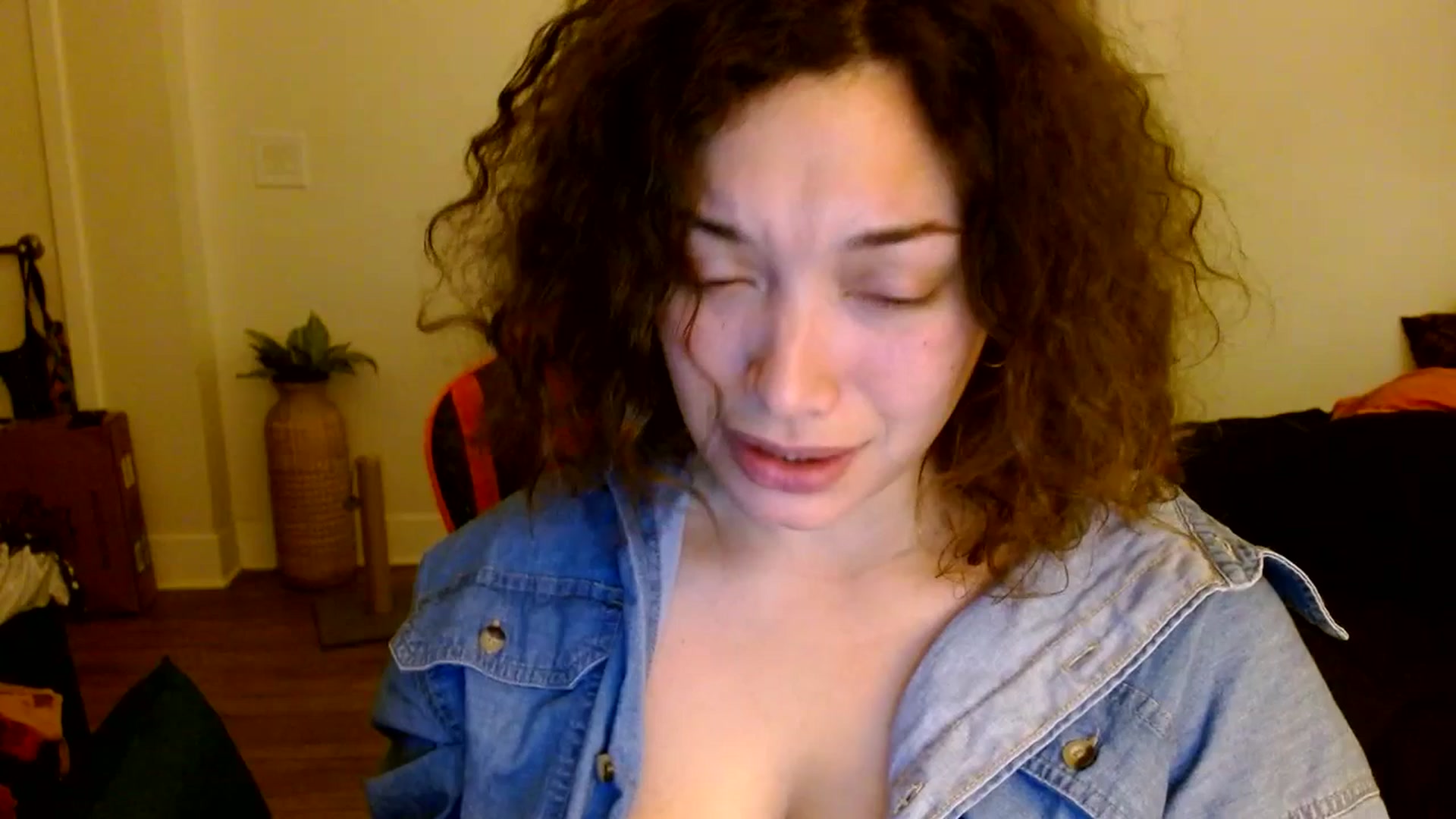 Gallery image thumbnail from Scar__lett's myfreecams stream on, 02/13/2025, 10:41 image 1 of 20