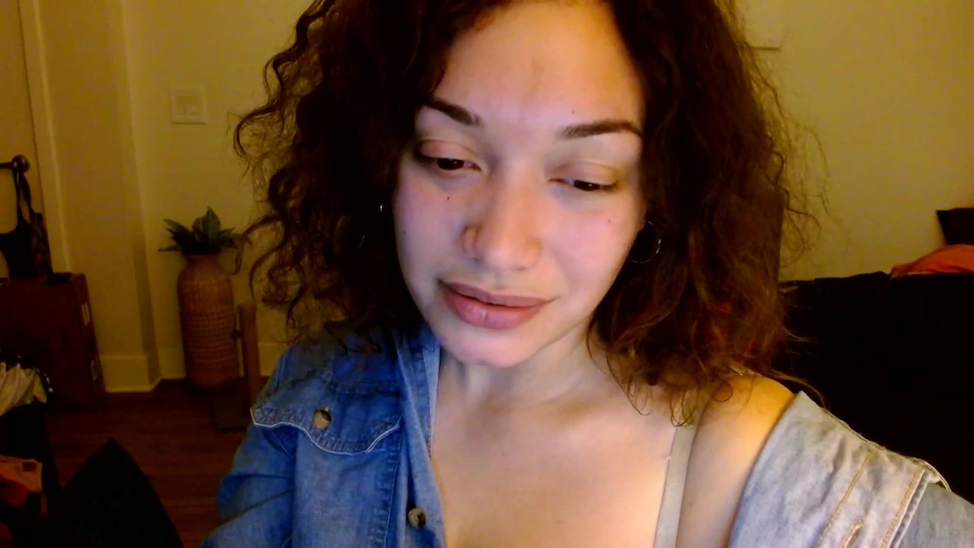 Gallery image thumbnail from Scar__lett's myfreecams stream on, 02/13/2025, 10:41 image 2 of 20