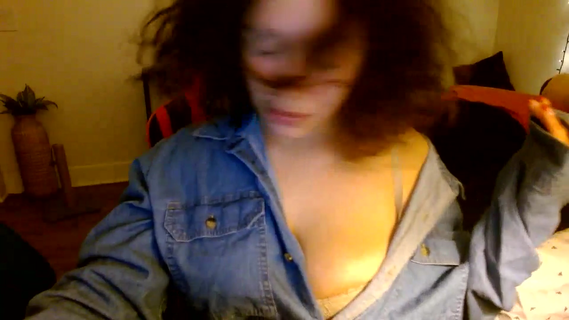 Gallery image thumbnail from Scar__lett's myfreecams stream on, 02/13/2025, 10:41 image 13 of 20