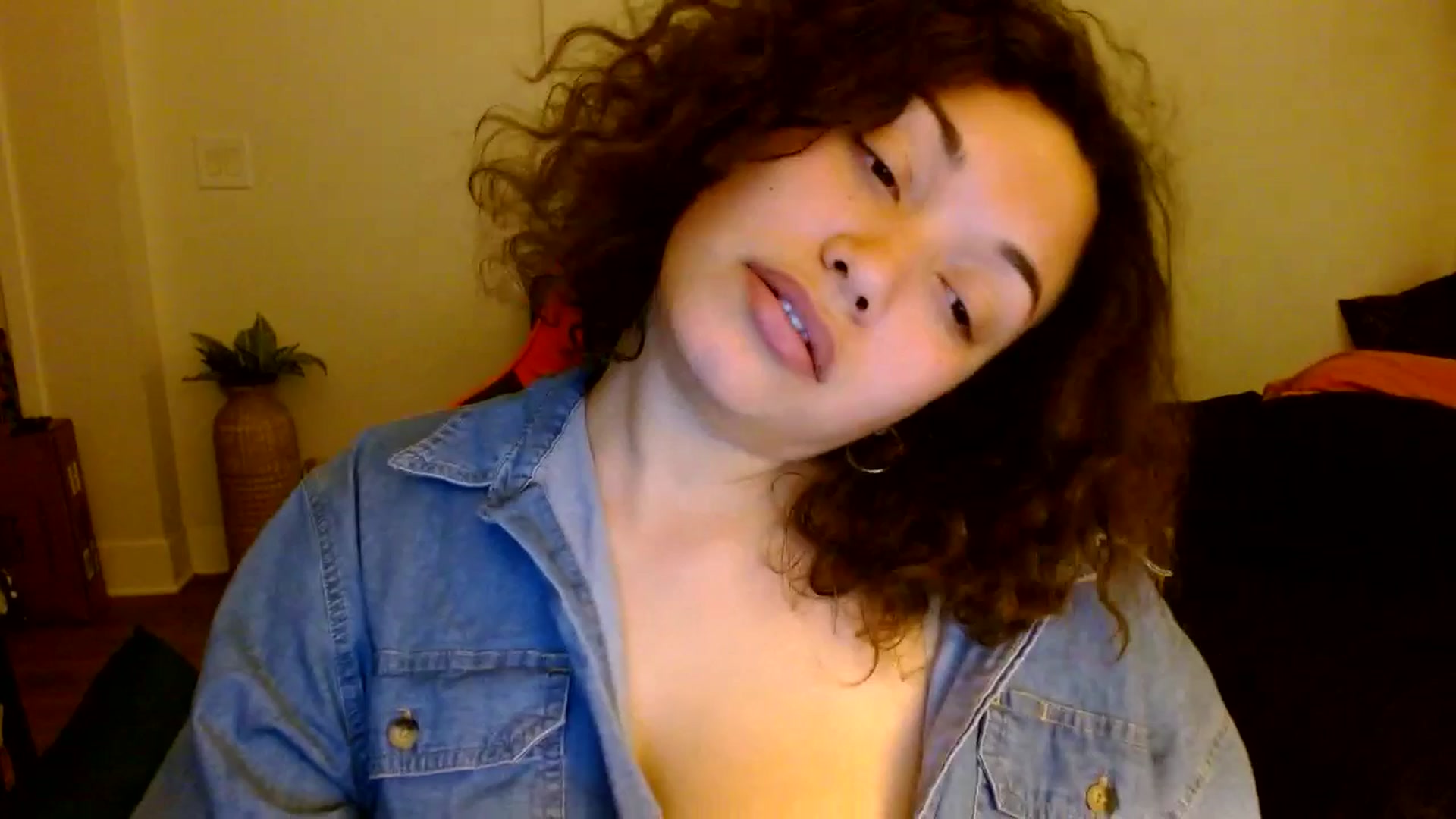 Gallery image thumbnail from Scar__lett's myfreecams stream on, 02/13/2025, 10:41 image 11 of 20