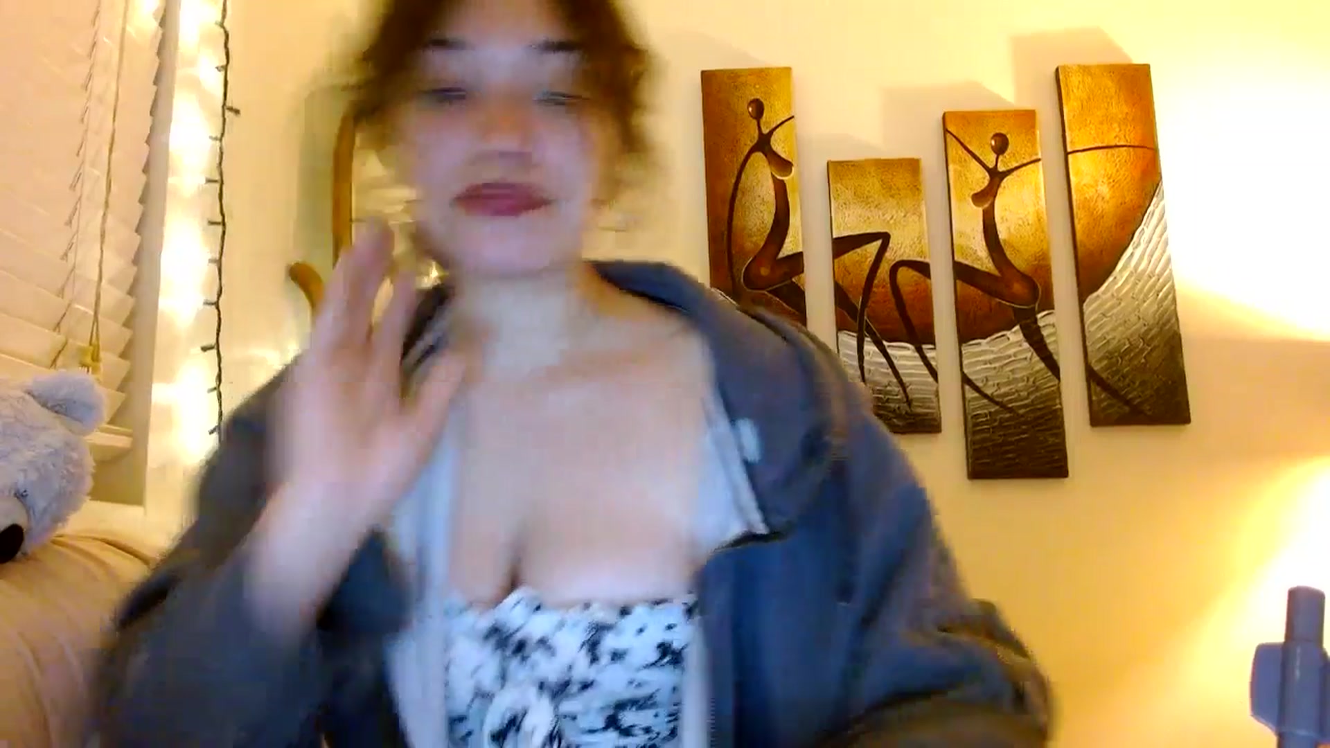 Gallery image thumbnail from Scar__lett's myfreecams stream on, 02/23/2025, 08:48 image 17 of 20
