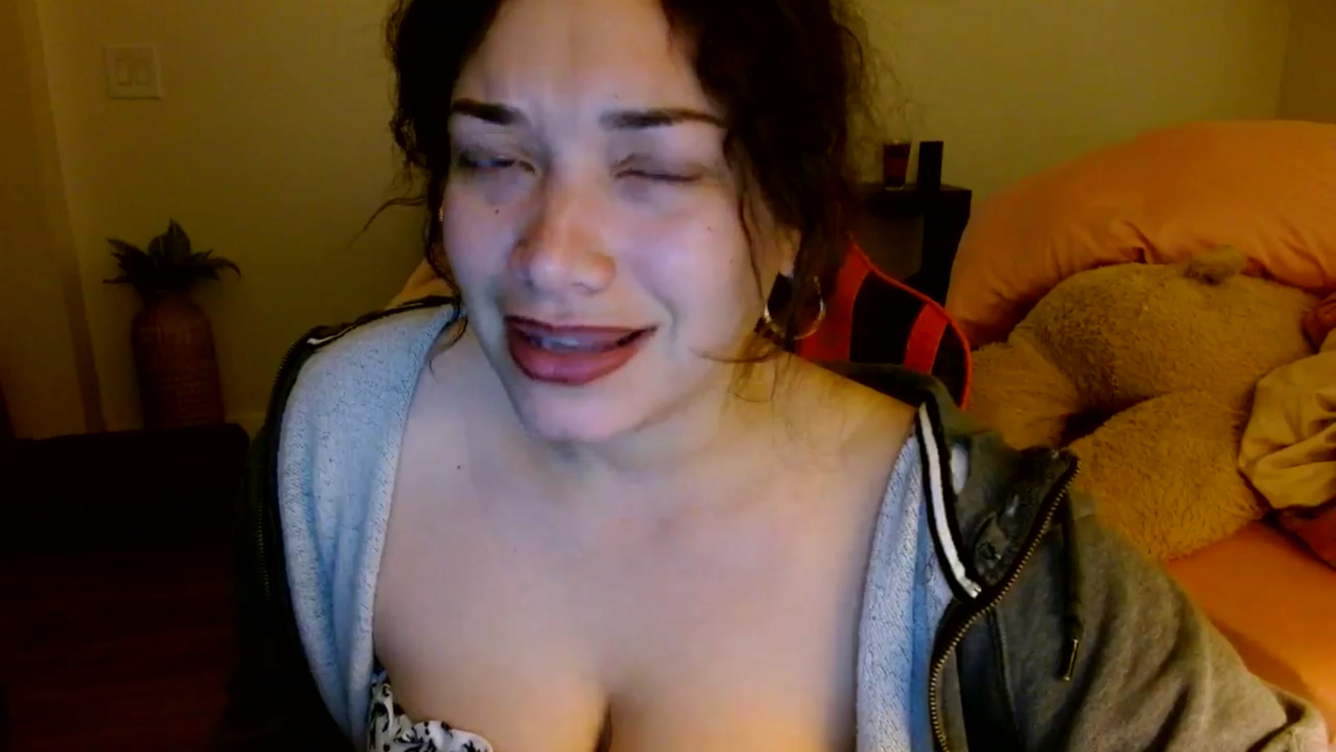 Gallery image thumbnail from Scar__lett's myfreecams stream on, 02/23/2025, 10:10 image 3 of 20
