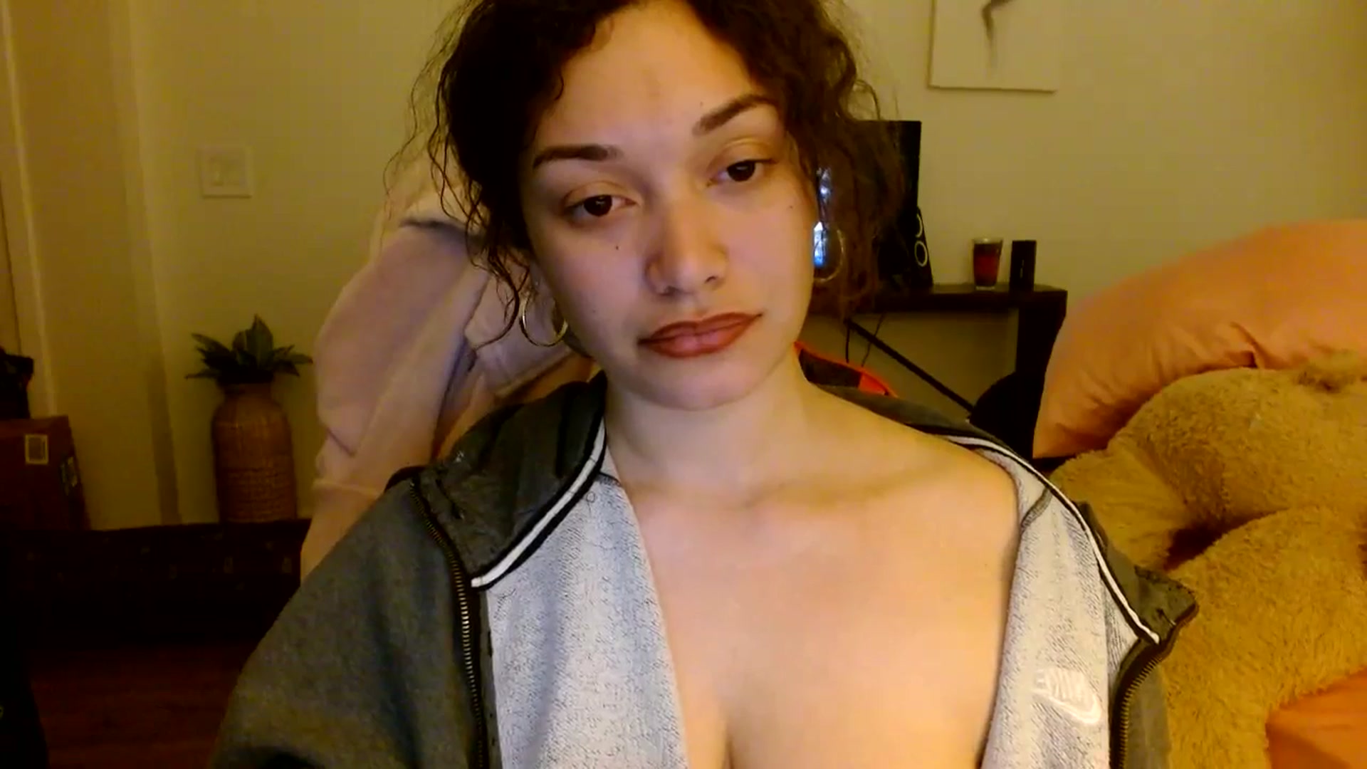 Gallery image thumbnail from Scar__lett's myfreecams stream on, 02/23/2025, 10:55 image 20 of 20