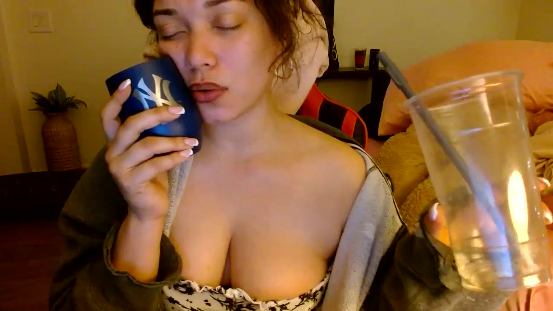 Gallery image thumbnail from Scar__lett's myfreecams stream on, 02/23/2025, 11:20 image 9 of 20