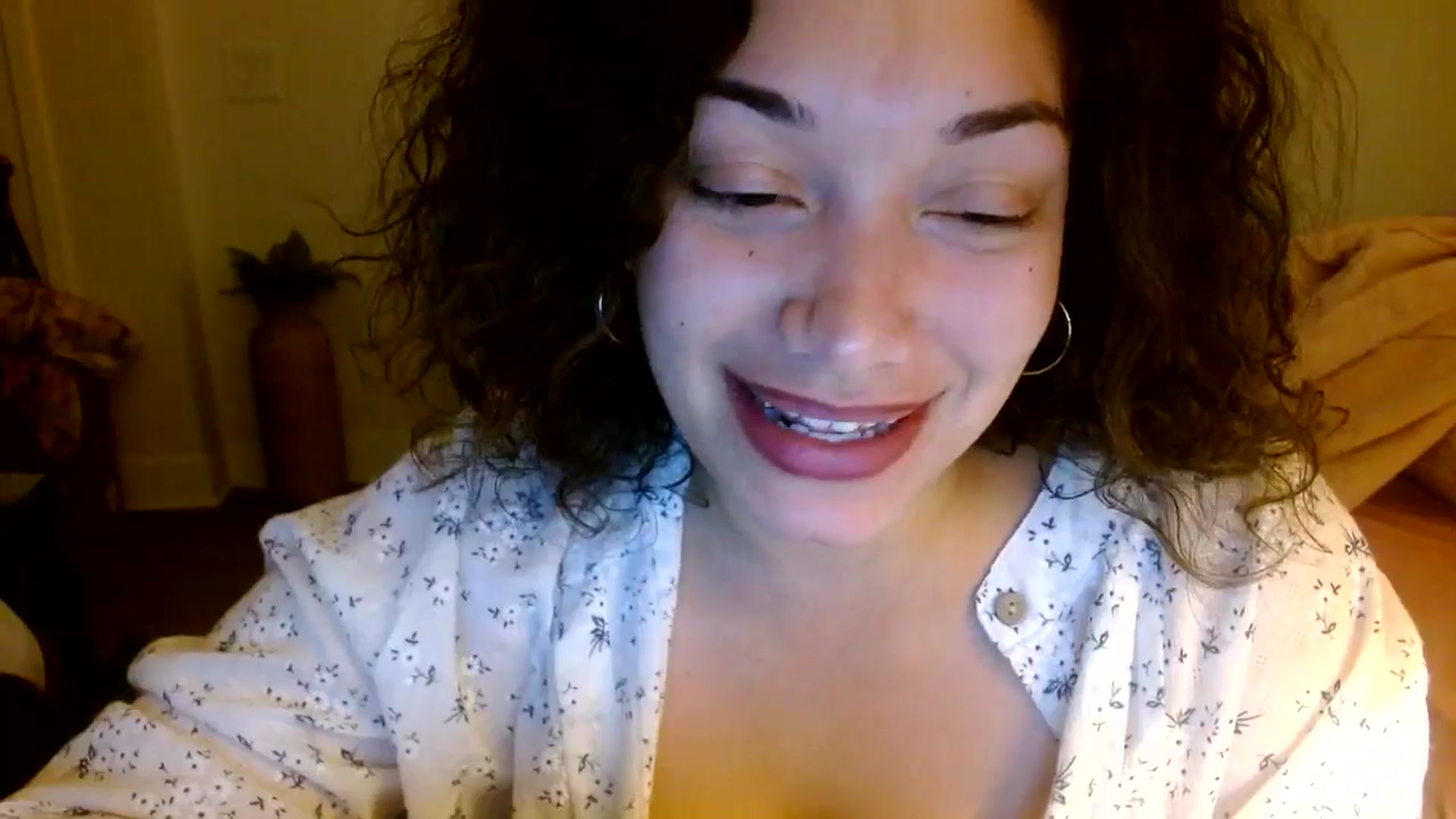 Gallery image thumbnail from Scar__lett's myfreecams stream on, 02/28/2025, 09:19 image 6 of 20
