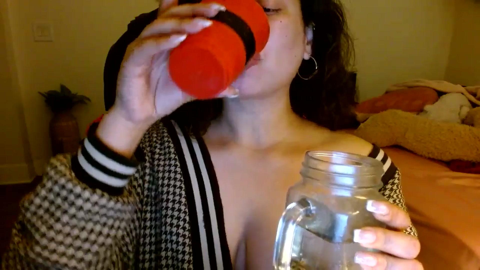 Gallery image thumbnail from Scar__lett's myfreecams stream on, 03/25/2025, 07:27 image 18 of 20