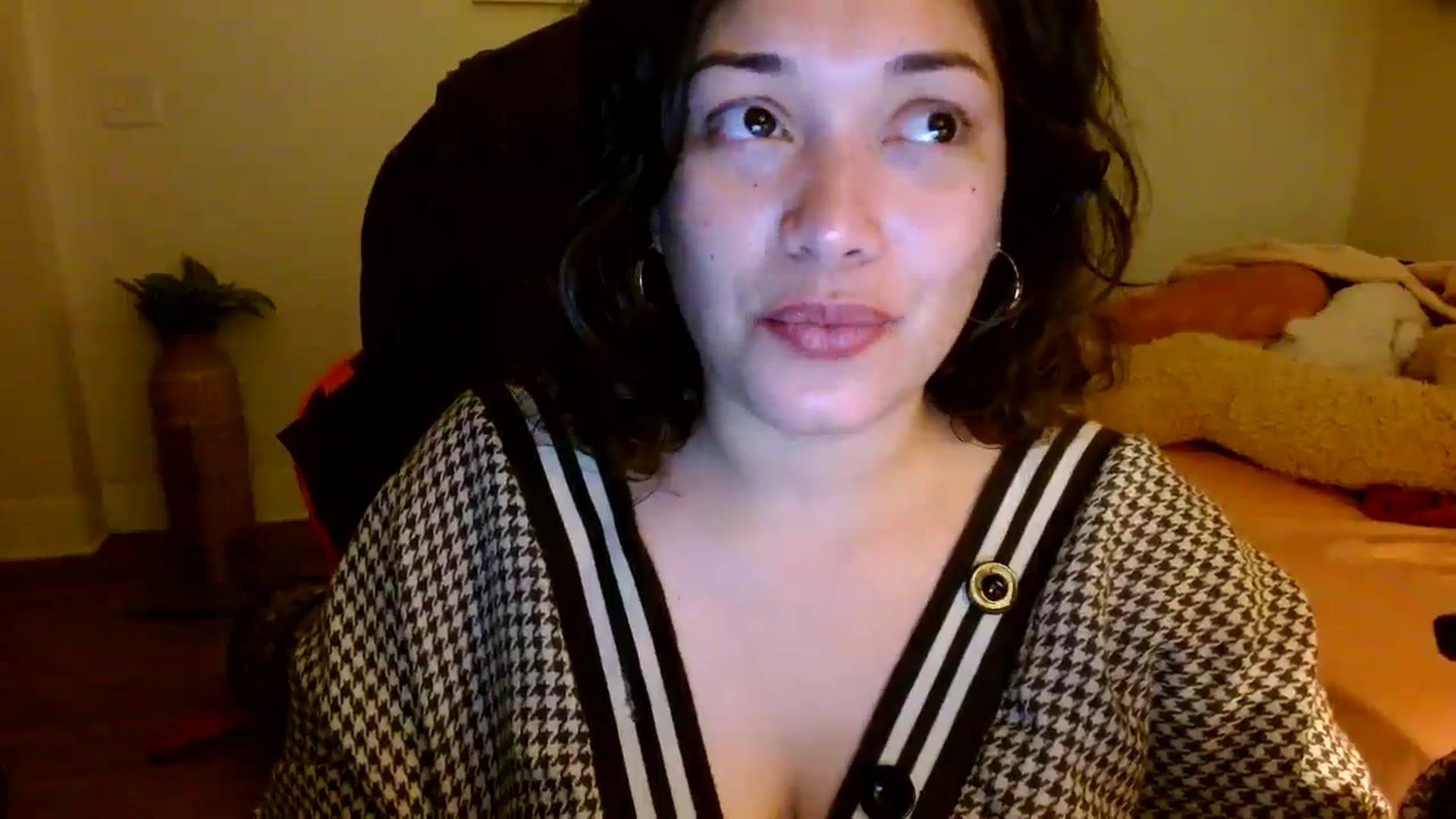 Gallery image thumbnail from Scar__lett's myfreecams stream on, 03/25/2025, 07:27 image 9 of 20
