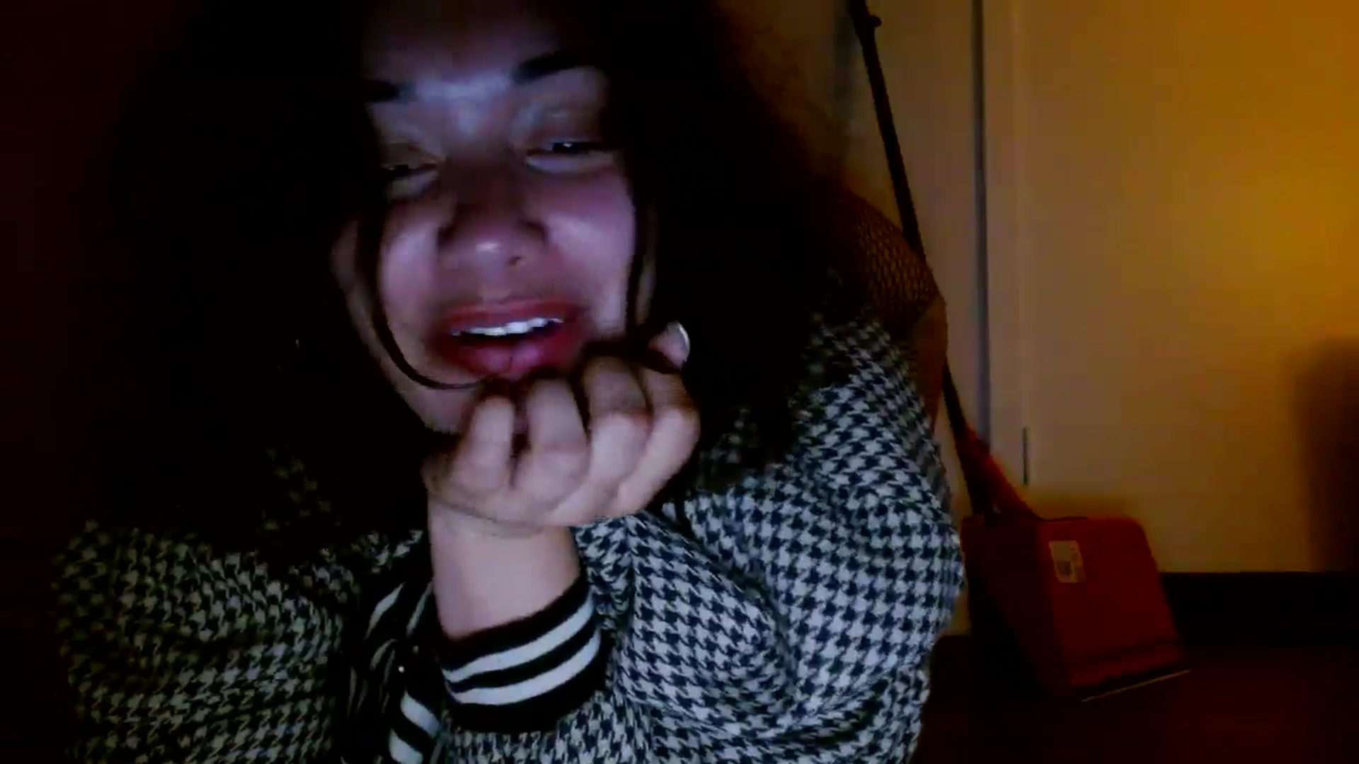 Gallery image thumbnail from Scar__lett's myfreecams stream on, 03/25/2025, 08:08 image 17 of 20