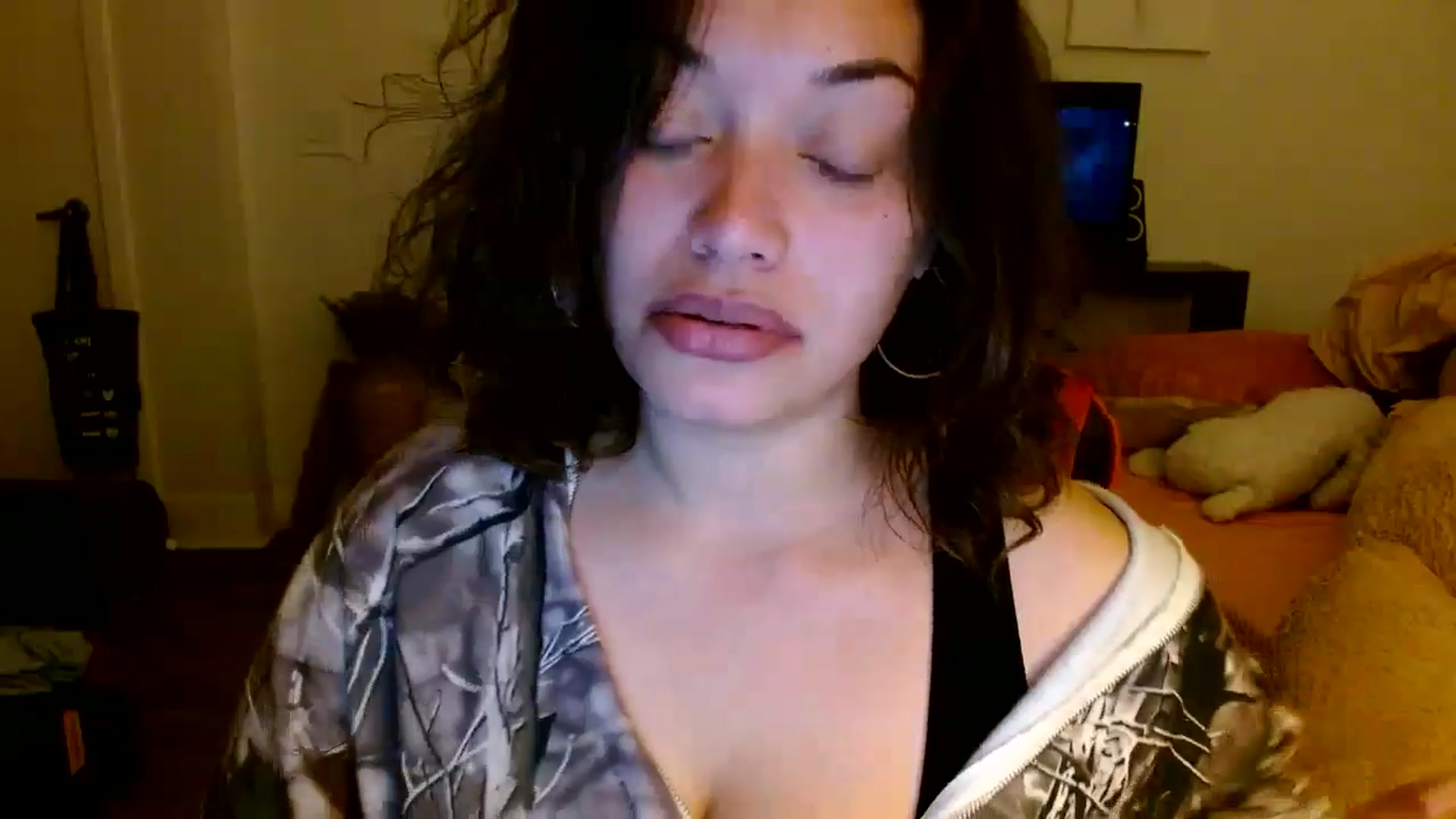 Gallery image thumbnail from Scar__lett's myfreecams stream on, 03/29/2025, 08:02 image 17 of 20