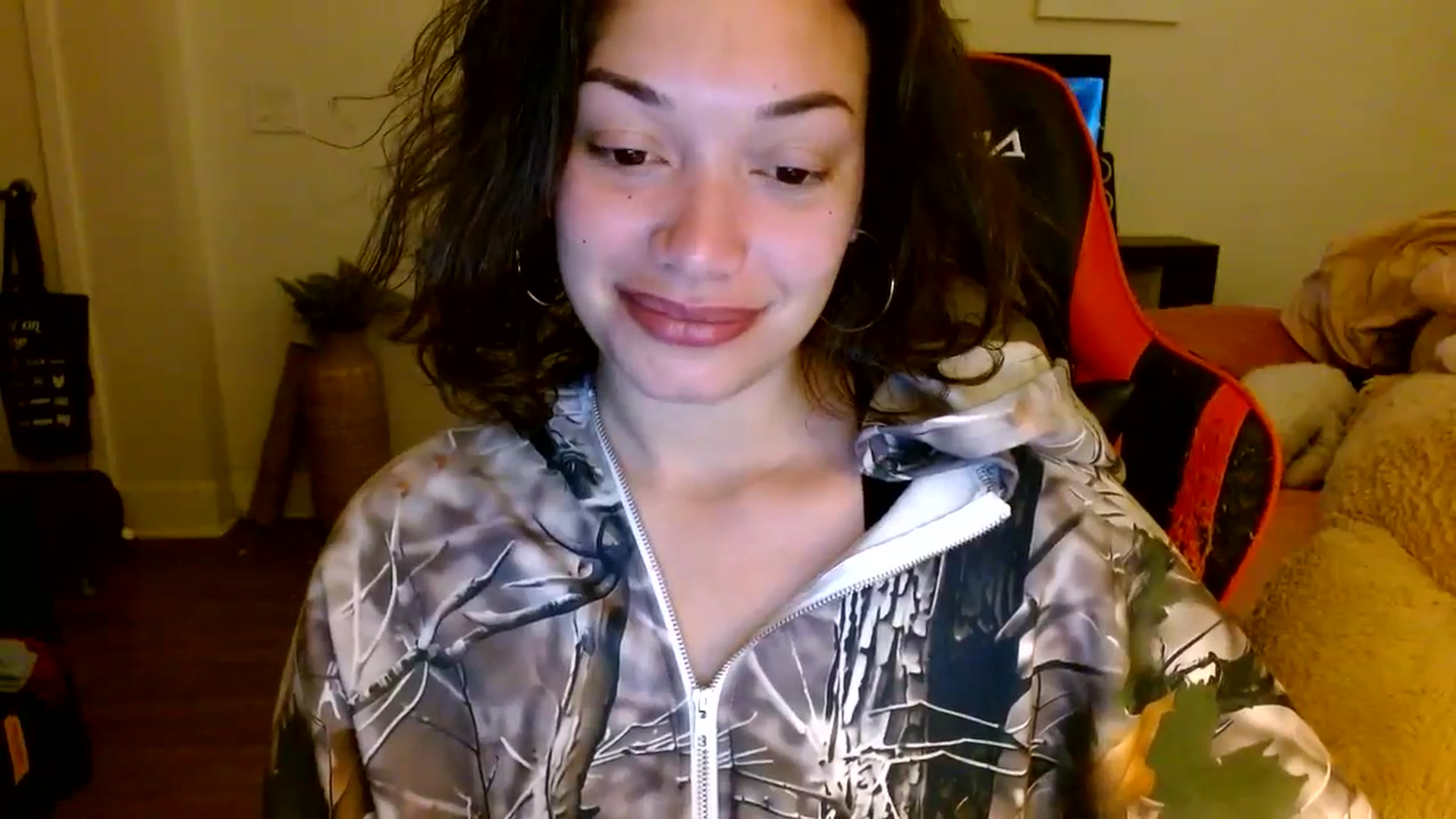 Gallery image thumbnail from Scar__lett's myfreecams stream on, 03/29/2025, 08:02 image 2 of 20