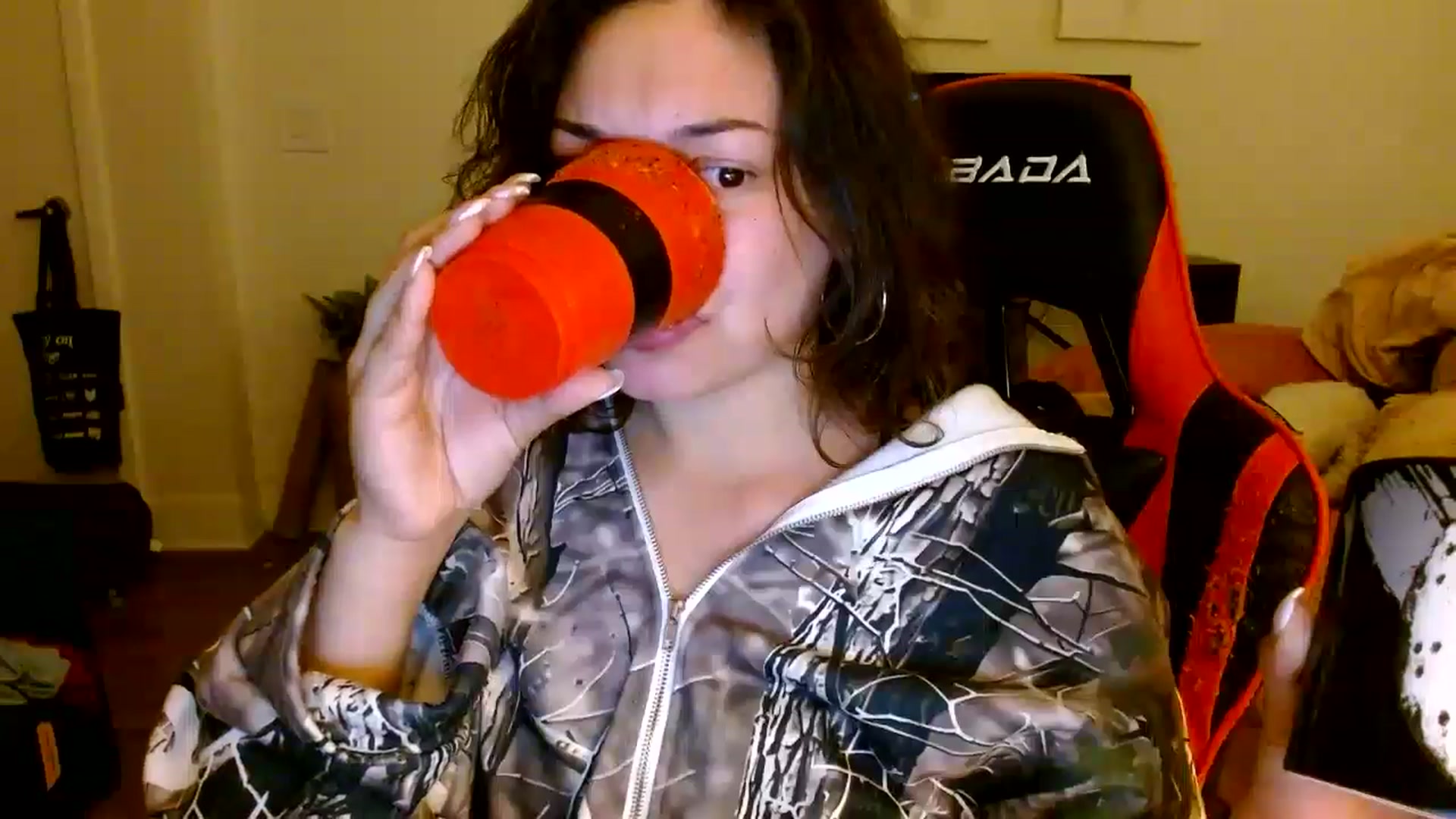 Gallery image thumbnail from Scar__lett's myfreecams stream on, 03/29/2025, 08:02 image 9 of 20