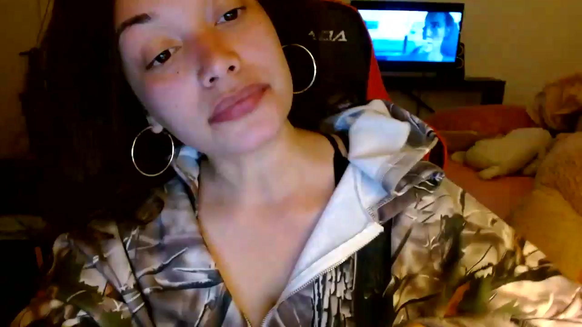 Gallery image thumbnail from Scar__lett's myfreecams stream on, 03/29/2025, 08:15 image 15 of 20