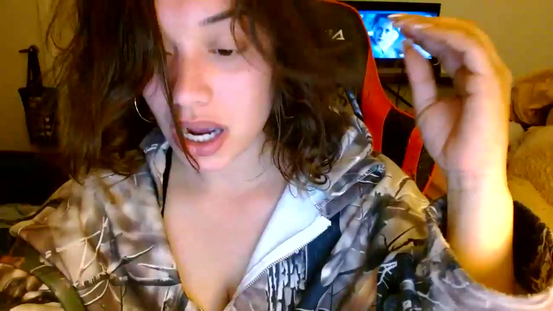 Gallery image thumbnail from Scar__lett's myfreecams stream on, 03/29/2025, 08:15 image 13 of 20