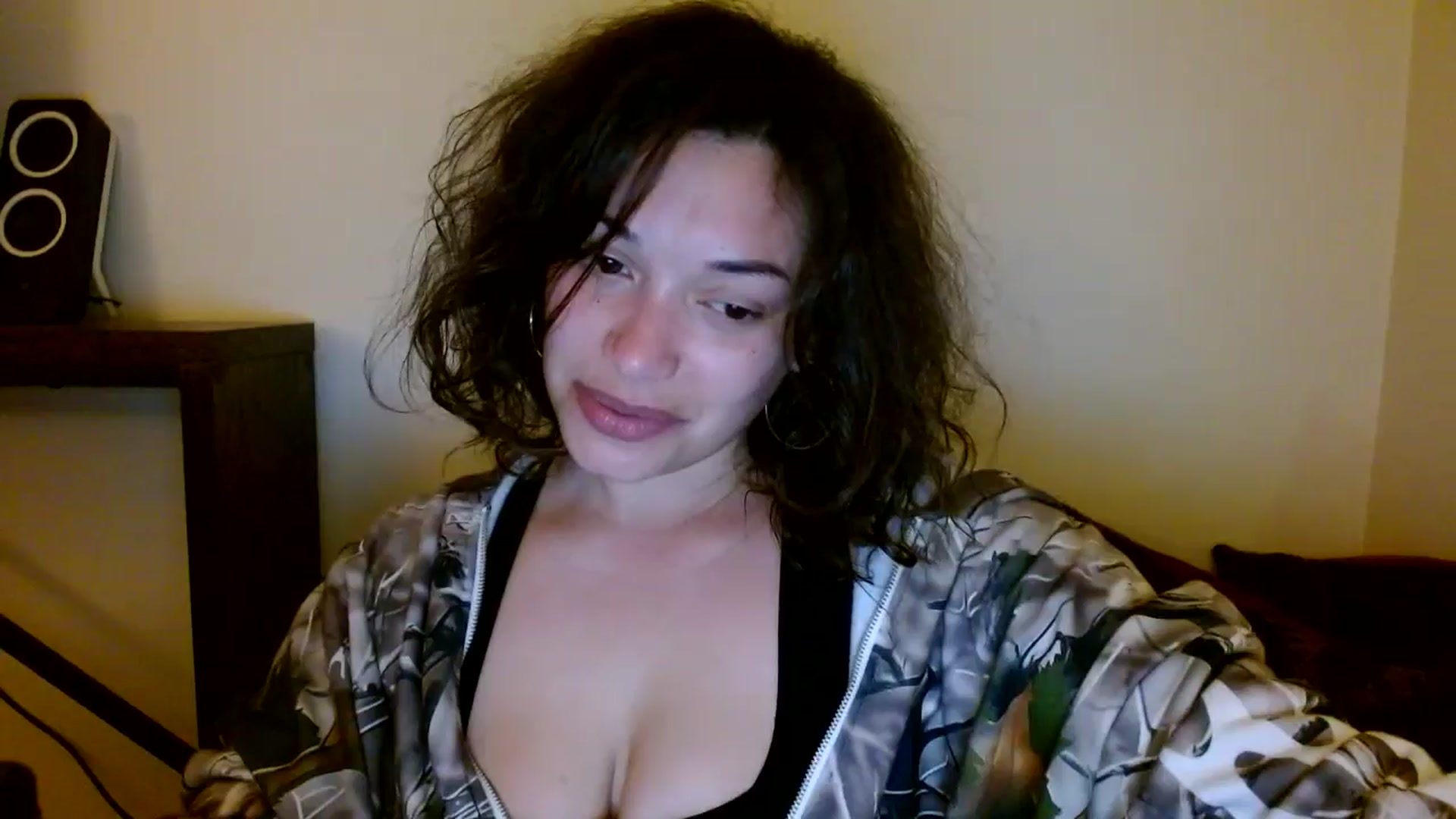 Gallery image thumbnail from Scar__lett's myfreecams stream on, 03/29/2025, 10:08 image 7 of 20