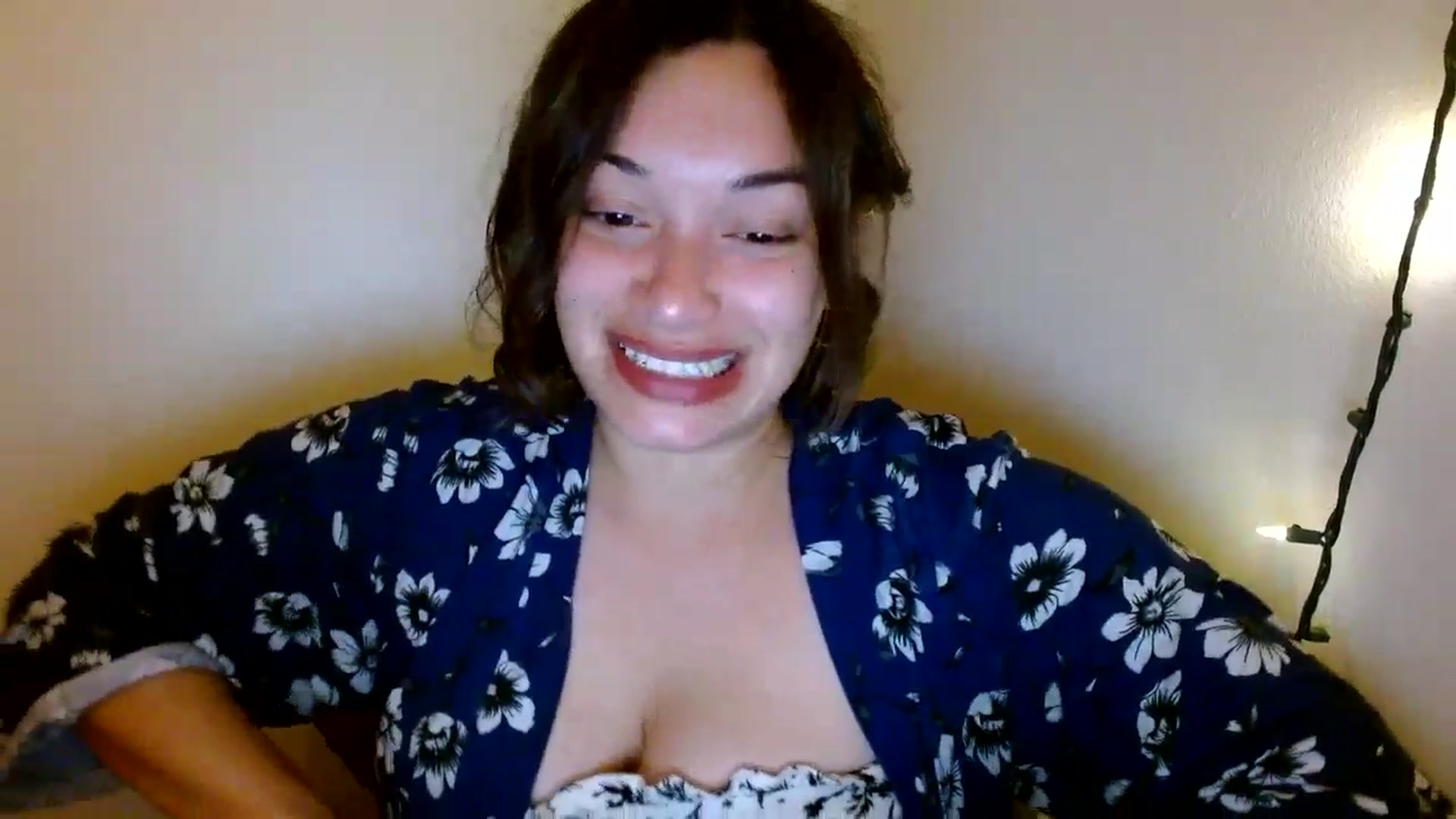 Gallery image thumbnail from Scar__lett's myfreecams stream on, 04/04/2025, 08:01 image 20 of 20