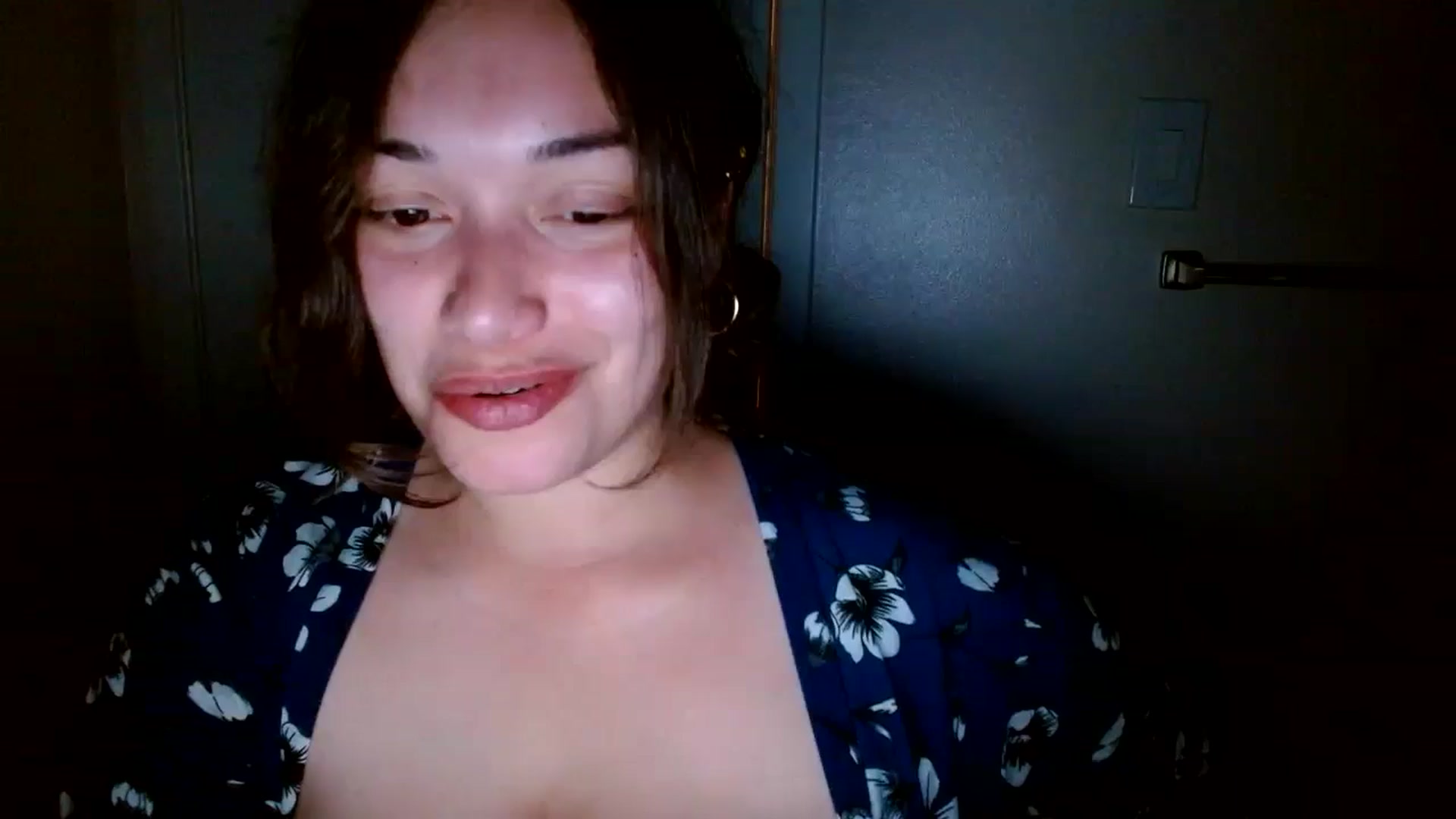 Gallery image thumbnail from Scar__lett's myfreecams stream on, 04/04/2025, 09:44 image 1 of 20