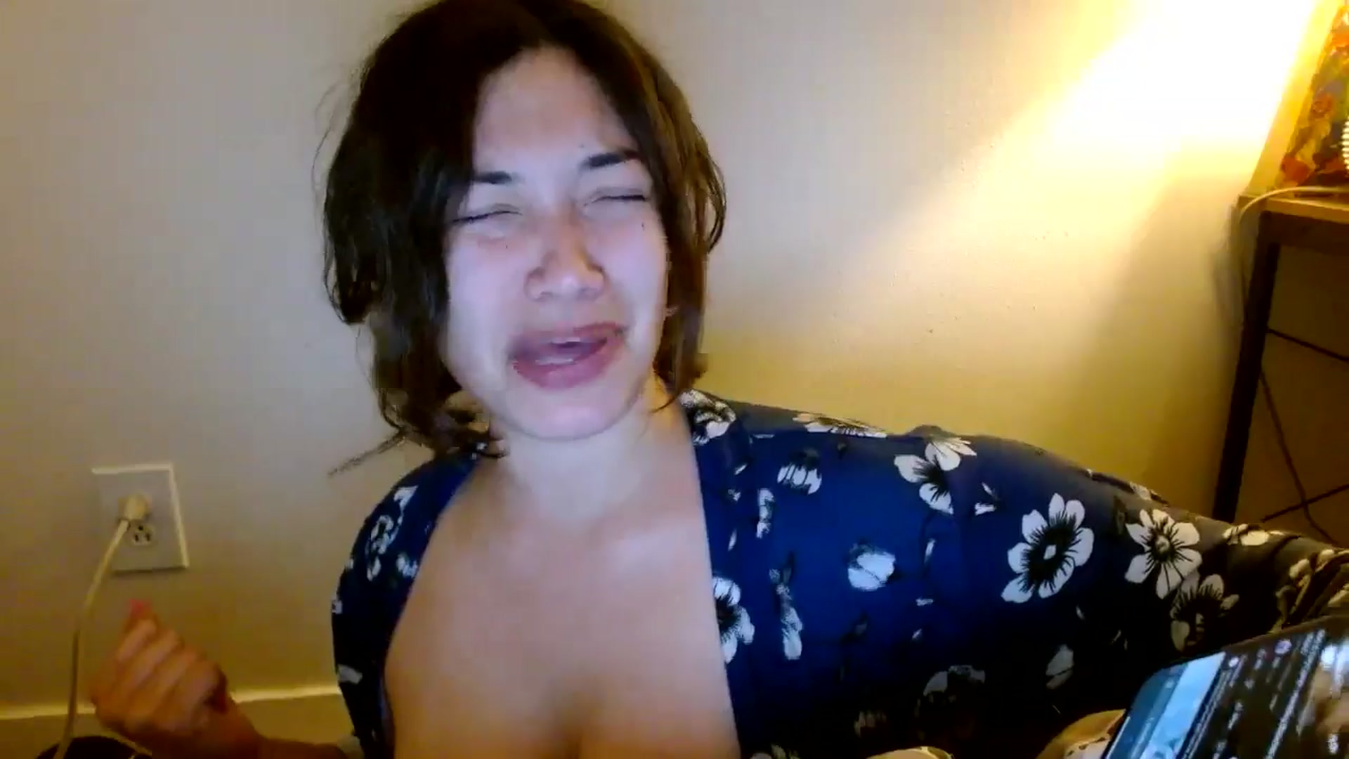 Gallery image thumbnail from Scar__lett's myfreecams stream on, 04/04/2025, 11:17 image 8 of 20