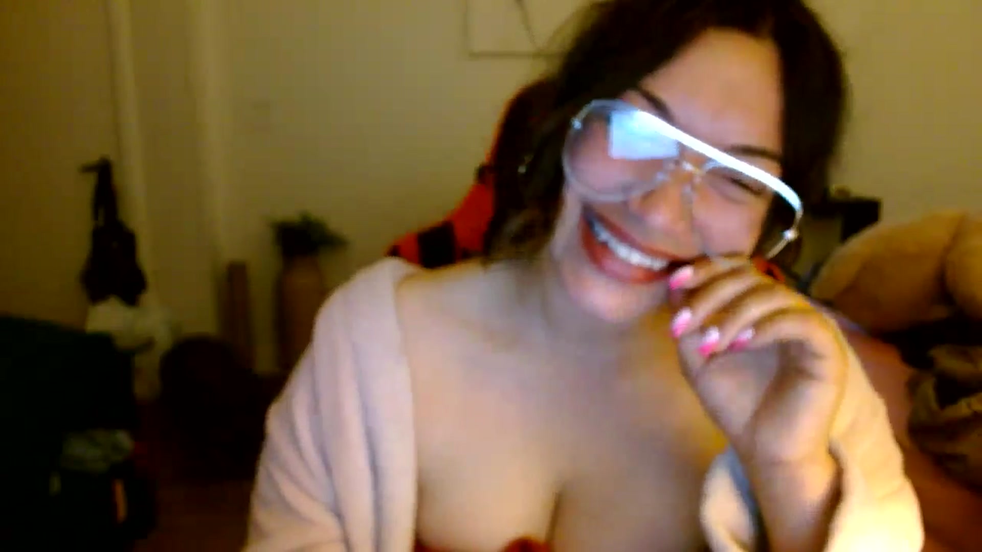 Gallery image thumbnail from Scar__lett's myfreecams stream on, 04/09/2025, 08:09 image 14 of 20