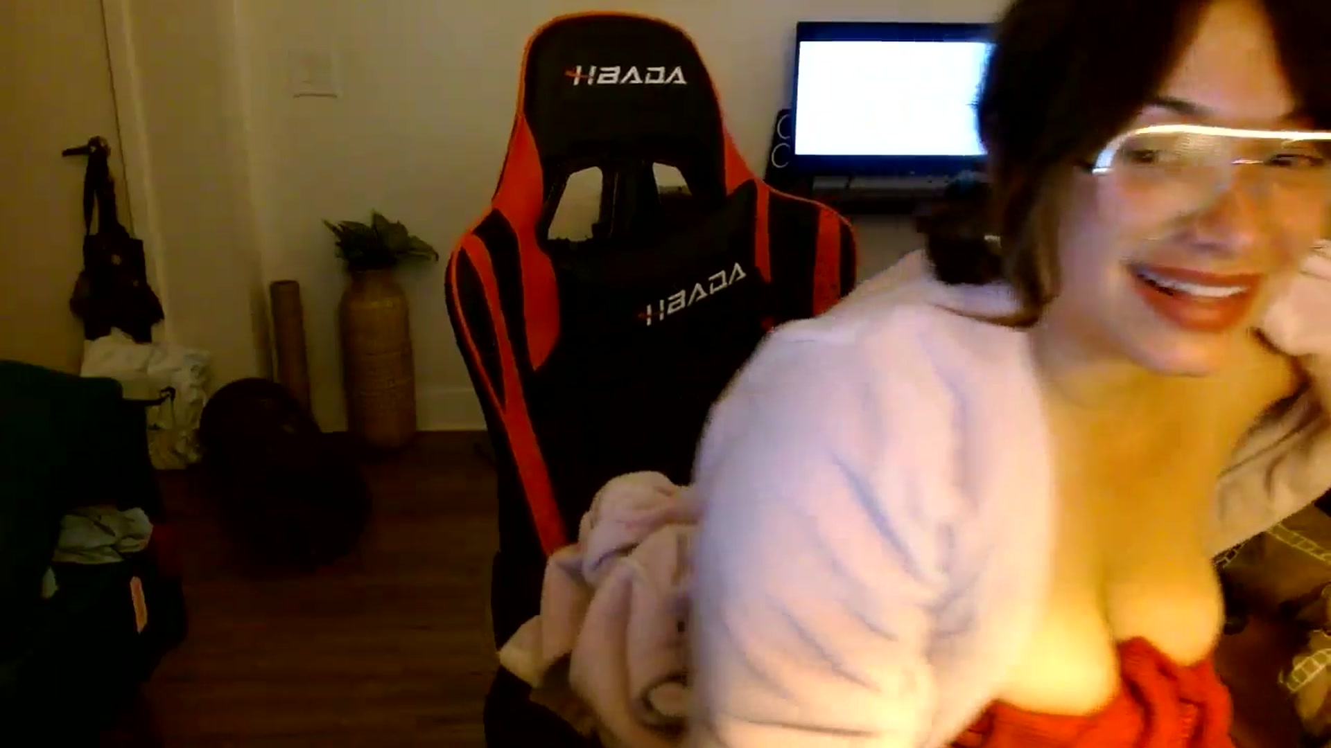 Gallery image thumbnail from Scar__lett's myfreecams stream on, 04/09/2025, 08:29 image 2 of 20