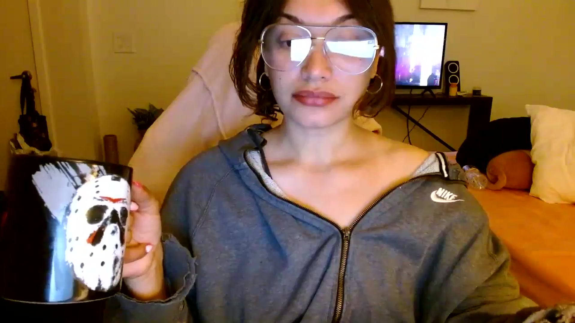 Gallery image thumbnail from Scar__lett's myfreecams stream on, 04/12/2025, 07:24 image 11 of 20