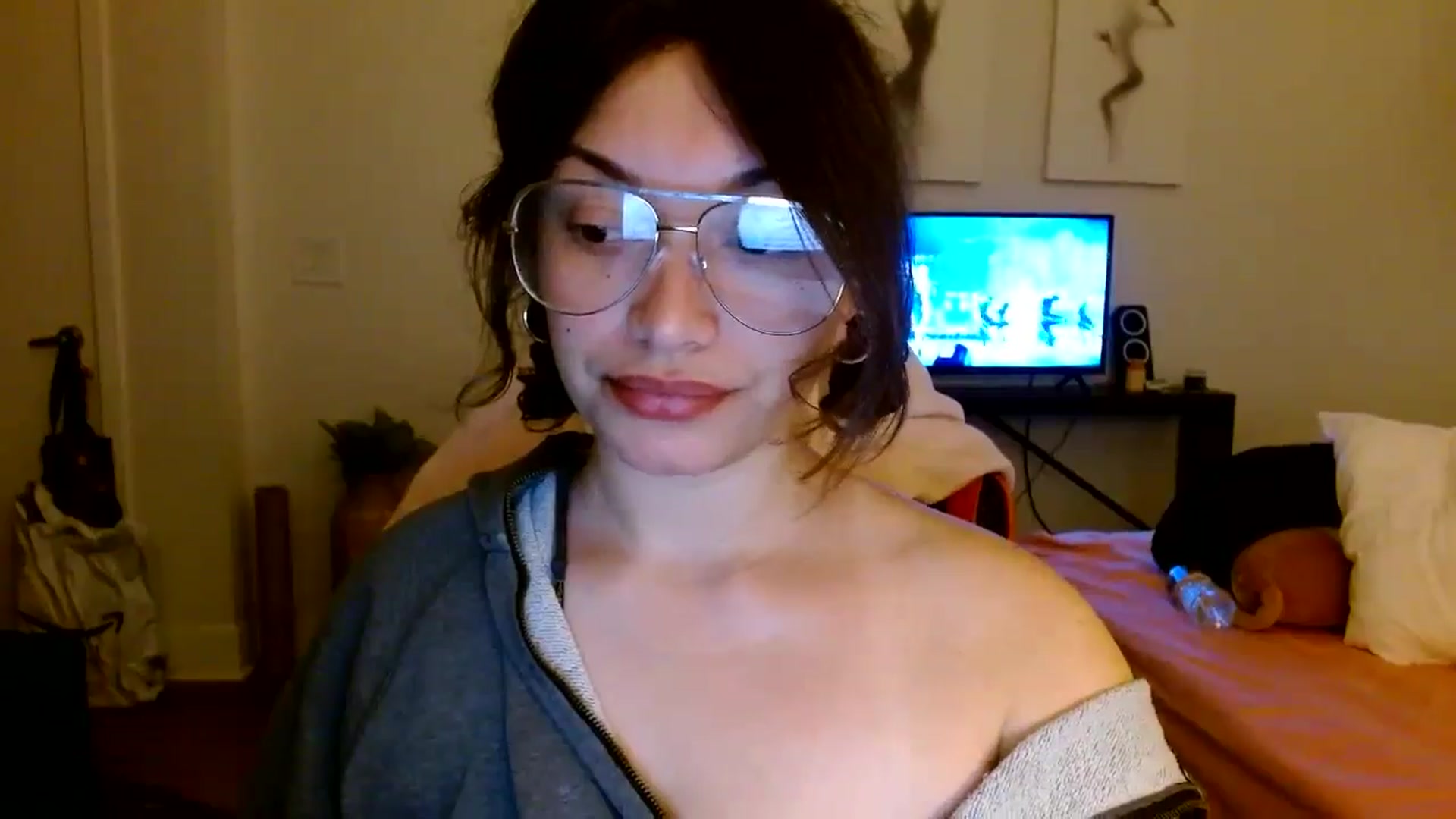 Gallery image thumbnail from Scar__lett's myfreecams stream on, 04/12/2025, 07:24 image 6 of 20
