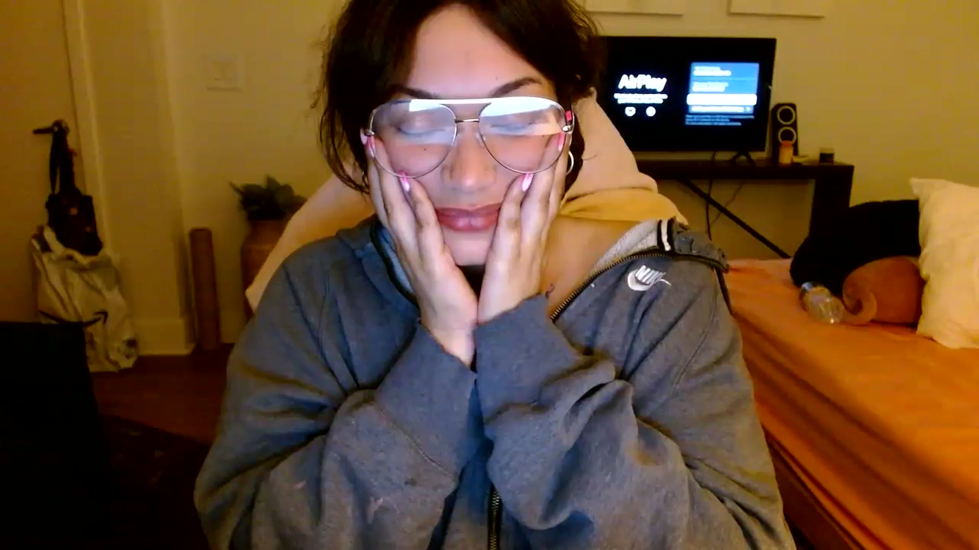 Gallery image thumbnail from Scar__lett's myfreecams stream on, 04/12/2025, 07:24 image 19 of 20