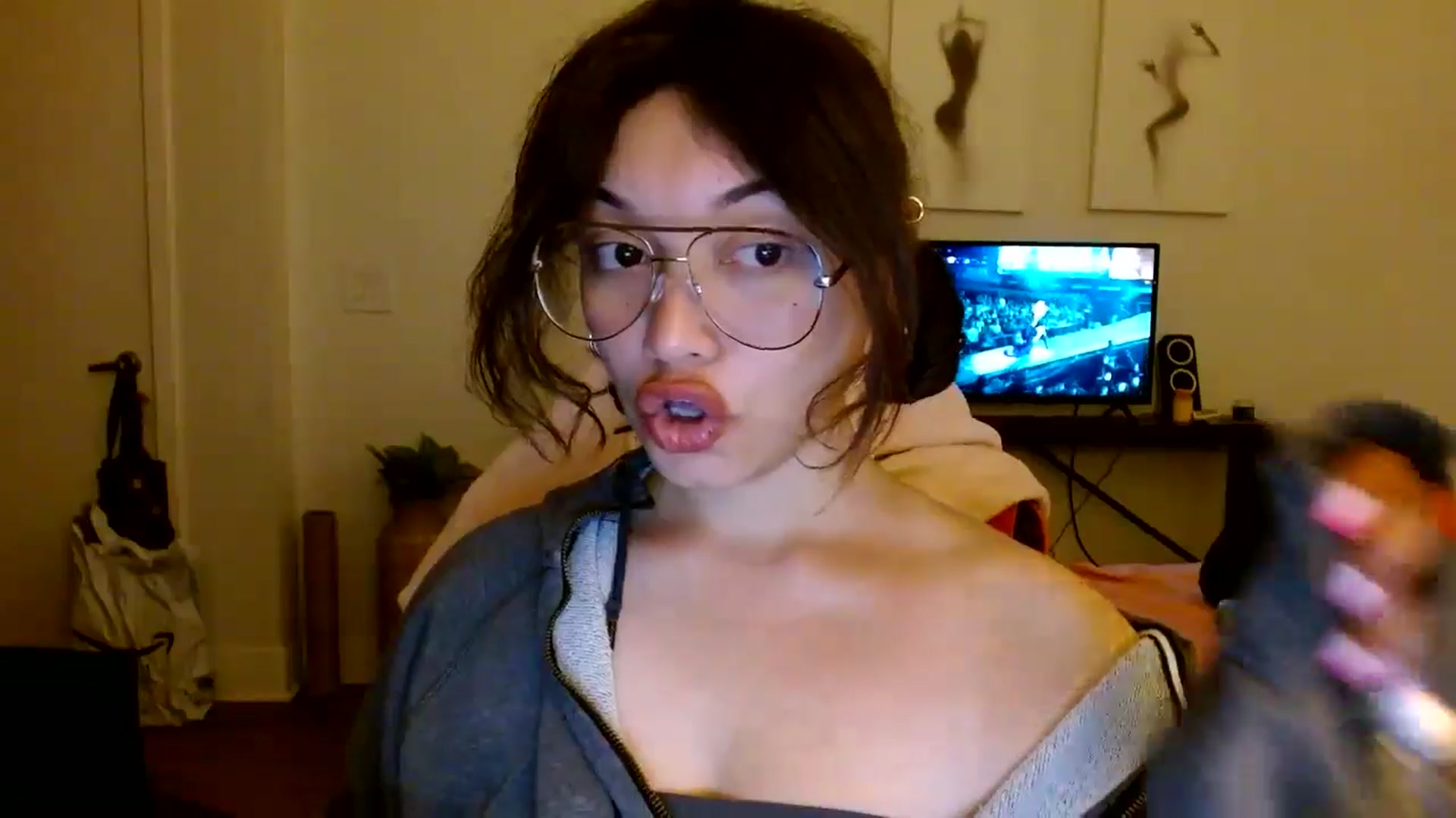 Gallery image thumbnail from Scar__lett's myfreecams stream on, 04/12/2025, 07:24 image 3 of 20