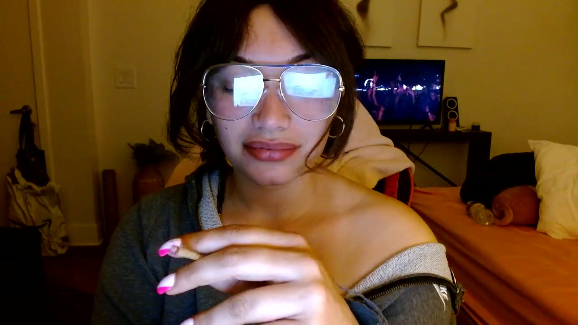 Gallery image thumbnail from Scar__lett's myfreecams stream on, 04/12/2025, 08:04 image 17 of 20