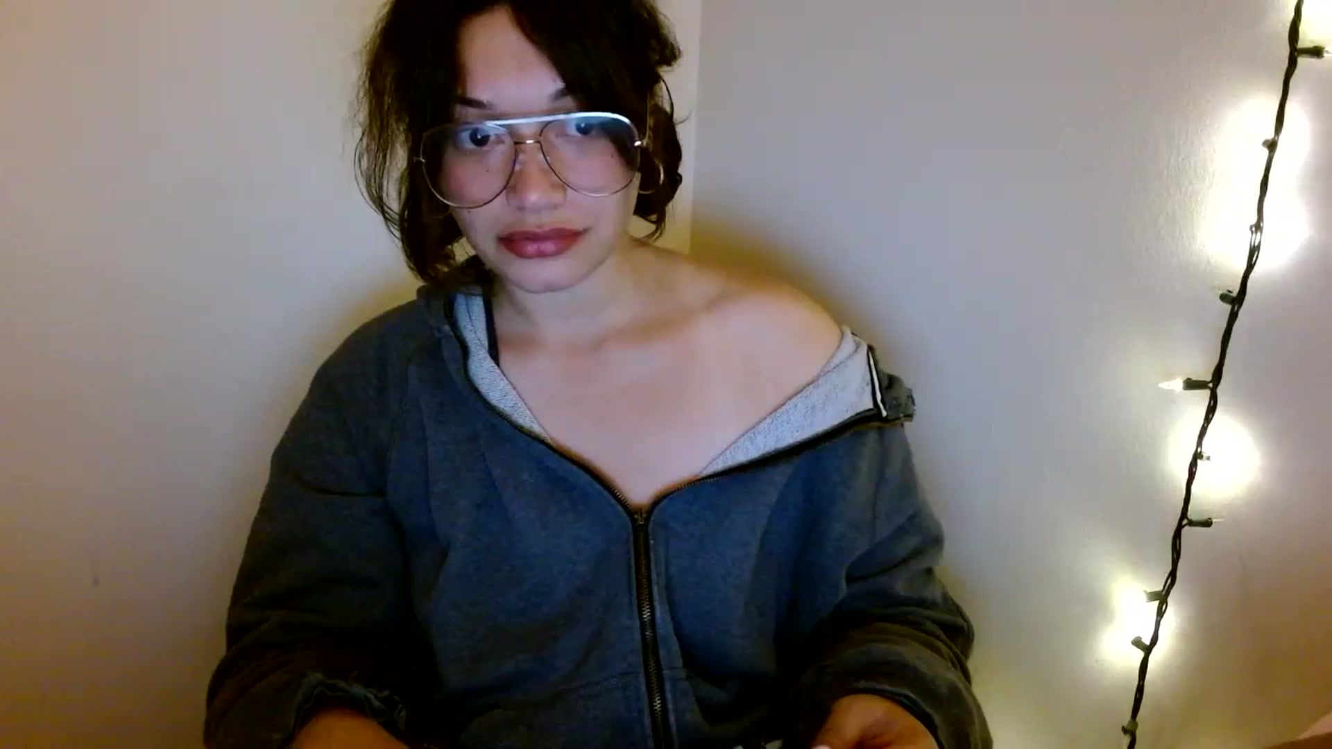Gallery image thumbnail from Scar__lett's myfreecams stream on, 04/12/2025, 08:04 image 13 of 20