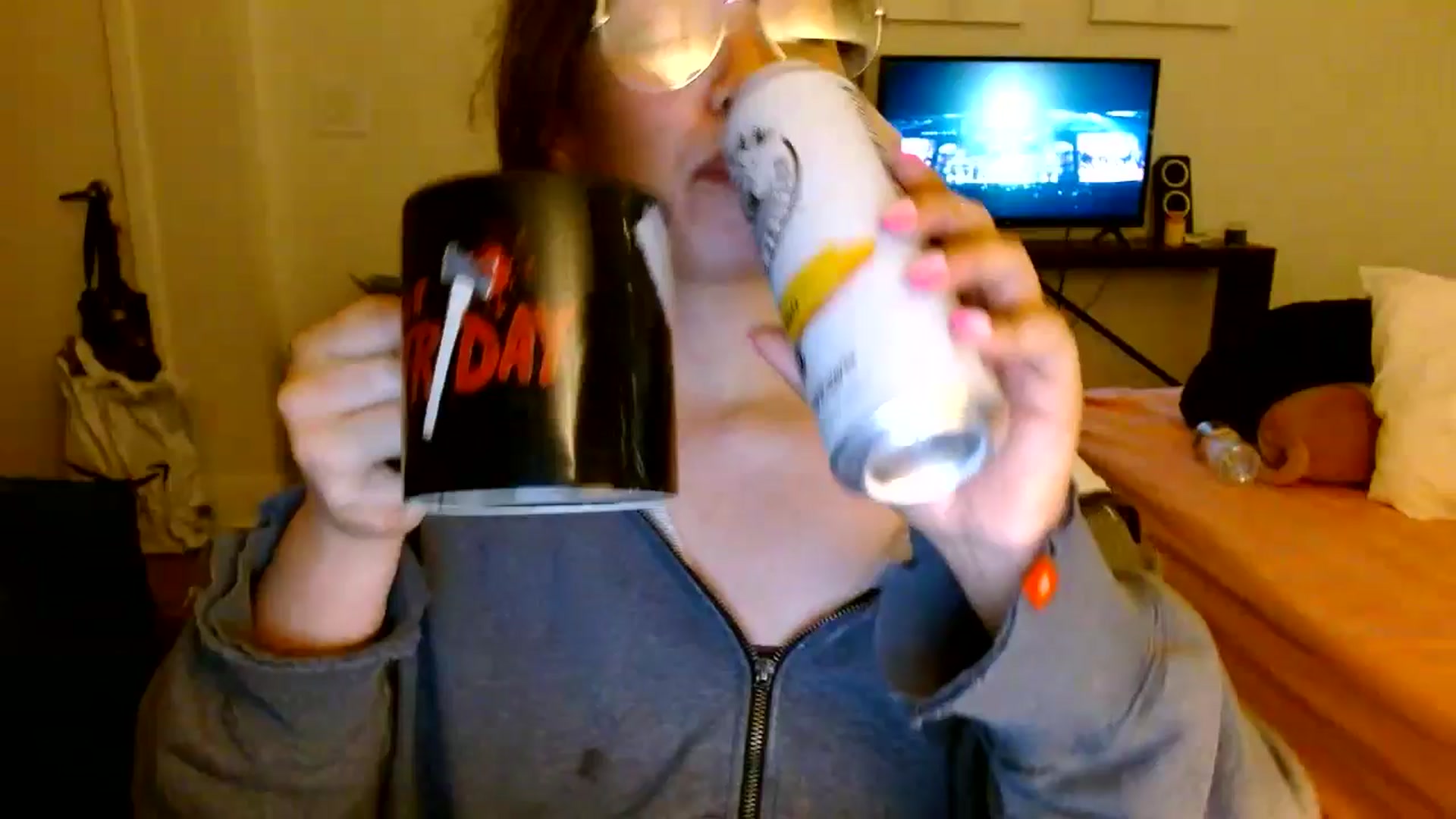 Gallery image thumbnail from Scar__lett's myfreecams stream on, 04/12/2025, 08:04 image 1 of 20