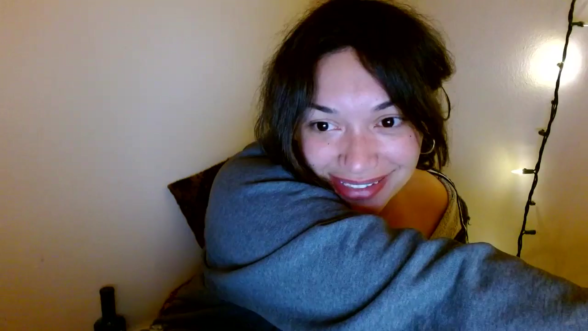 Gallery image thumbnail from Scar__lett's myfreecams stream on, 04/12/2025, 08:04 image 9 of 20