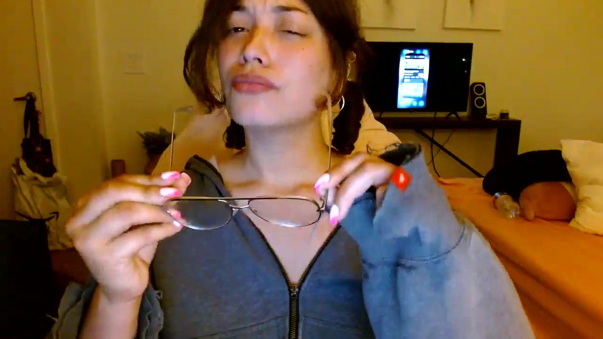 Gallery image thumbnail from Scar__lett's myfreecams stream on, 04/12/2025, 09:23 image 17 of 20