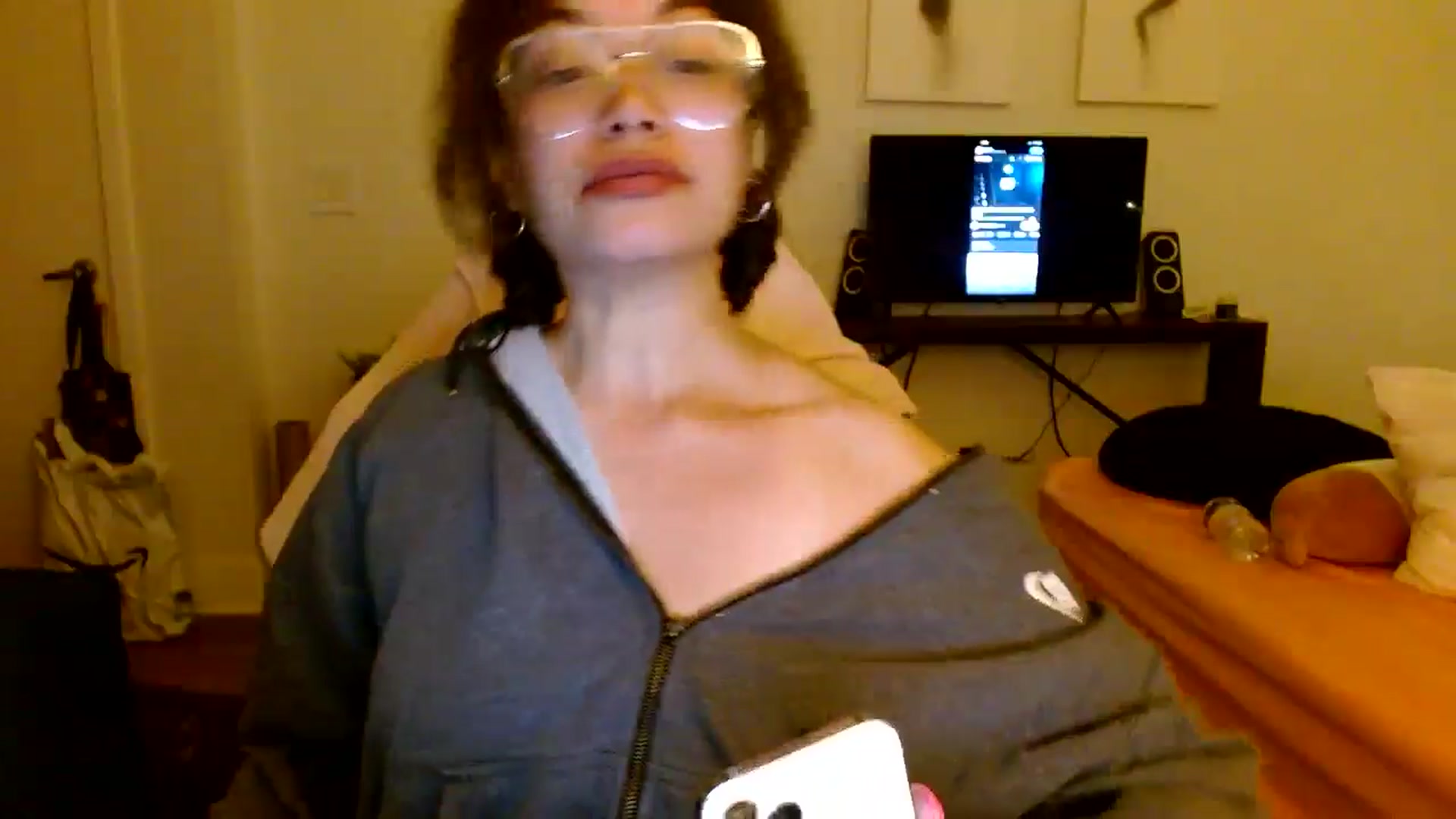 Gallery image thumbnail from Scar__lett's myfreecams stream on, 04/12/2025, 10:05 image 11 of 20