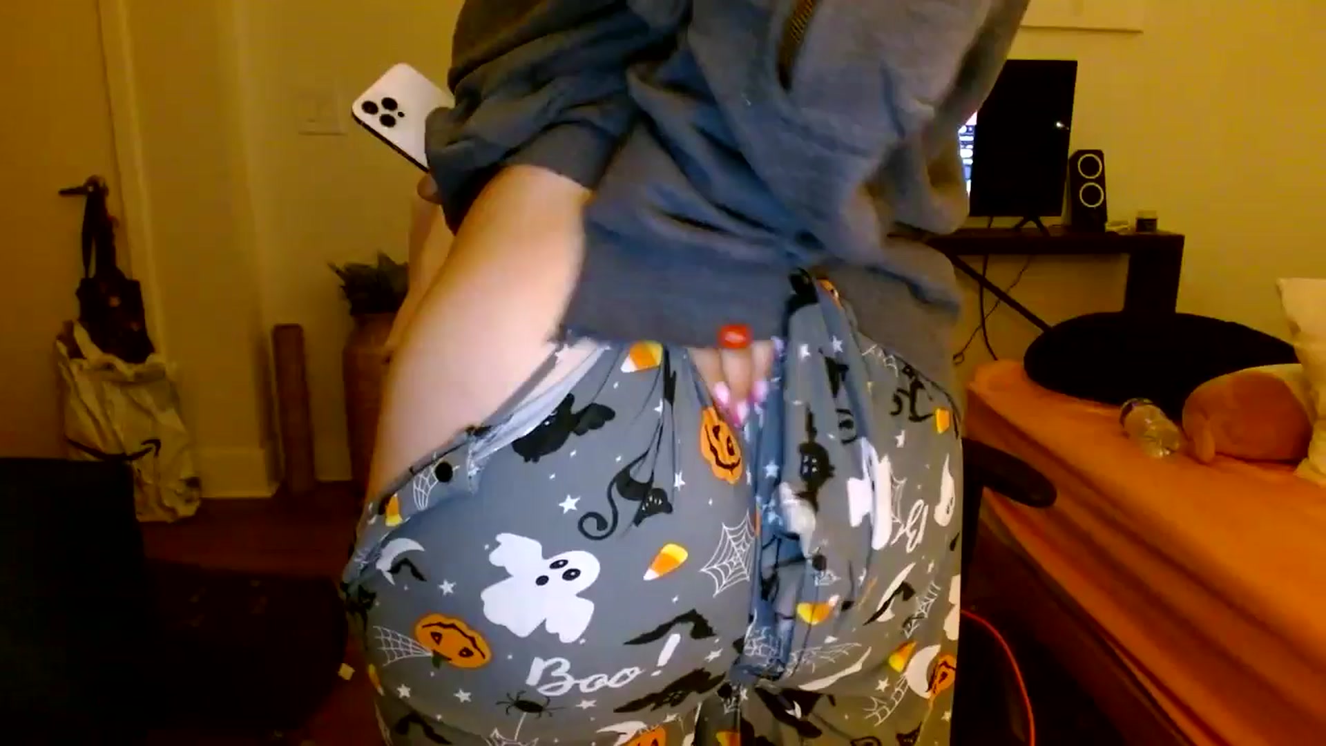 Gallery image thumbnail from Scar__lett's myfreecams stream on, 04/12/2025, 10:05 image 3 of 20