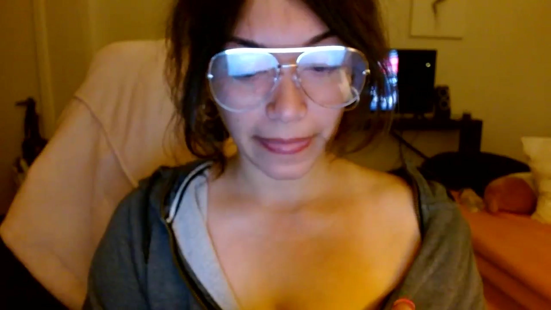 Gallery image thumbnail from Scar__lett's myfreecams stream on, 04/12/2025, 10:05 image 5 of 20