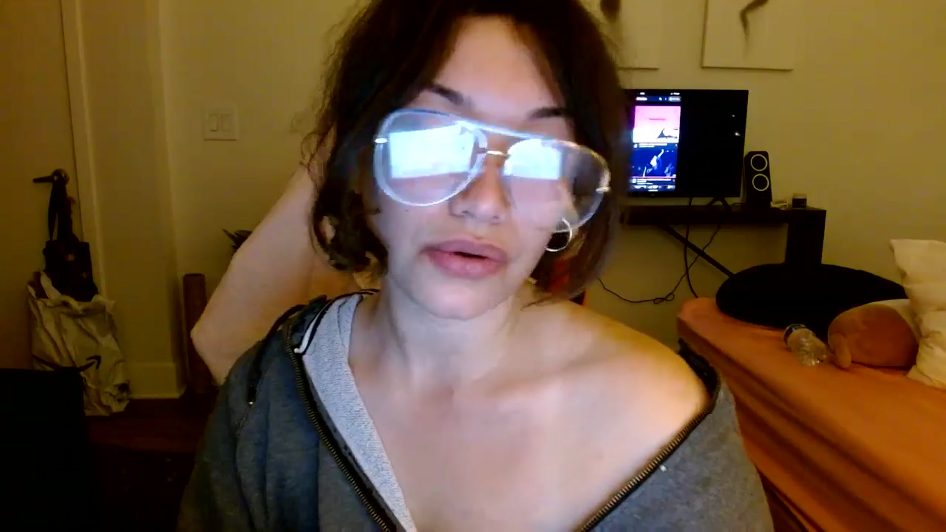 Gallery image thumbnail from Scar__lett's myfreecams stream on, 04/12/2025, 10:05 image 9 of 20