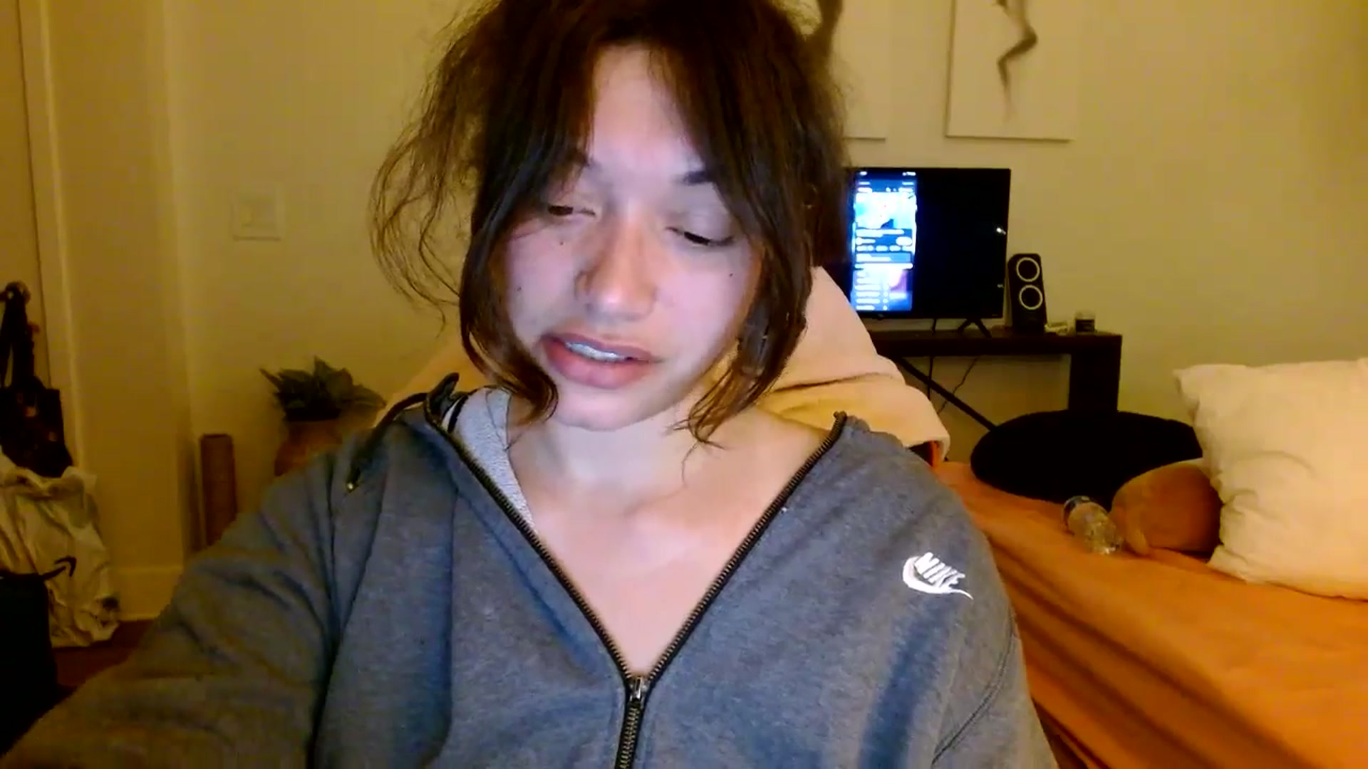 Gallery image thumbnail from Scar__lett's myfreecams stream on, 04/12/2025, 10:34 image 15 of 20