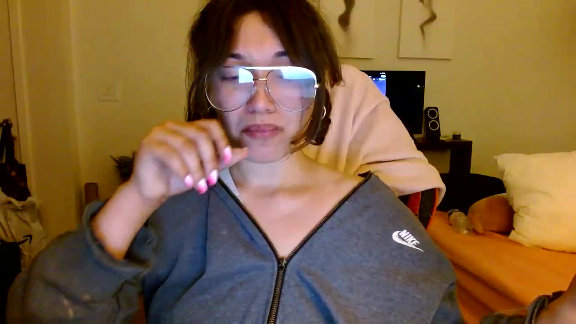 Gallery image thumbnail from Scar__lett's myfreecams stream on, 04/12/2025, 10:34 image 19 of 20