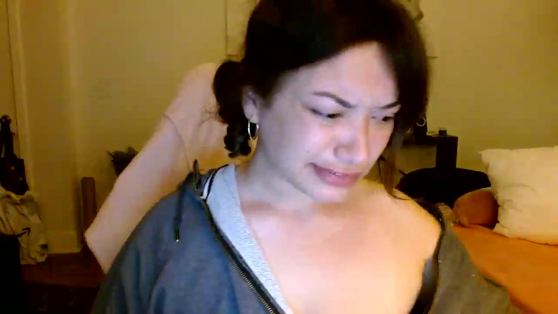 Gallery image thumbnail from Scar__lett's myfreecams stream on, 04/12/2025, 10:34 image 11 of 20