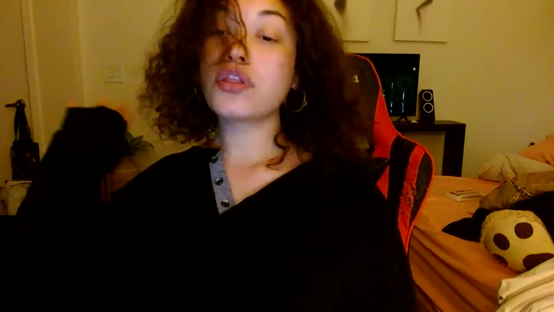 Gallery image thumbnail from Scar__lett's myfreecams stream on, 04/19/2025, 08:31 image 14 of 20
