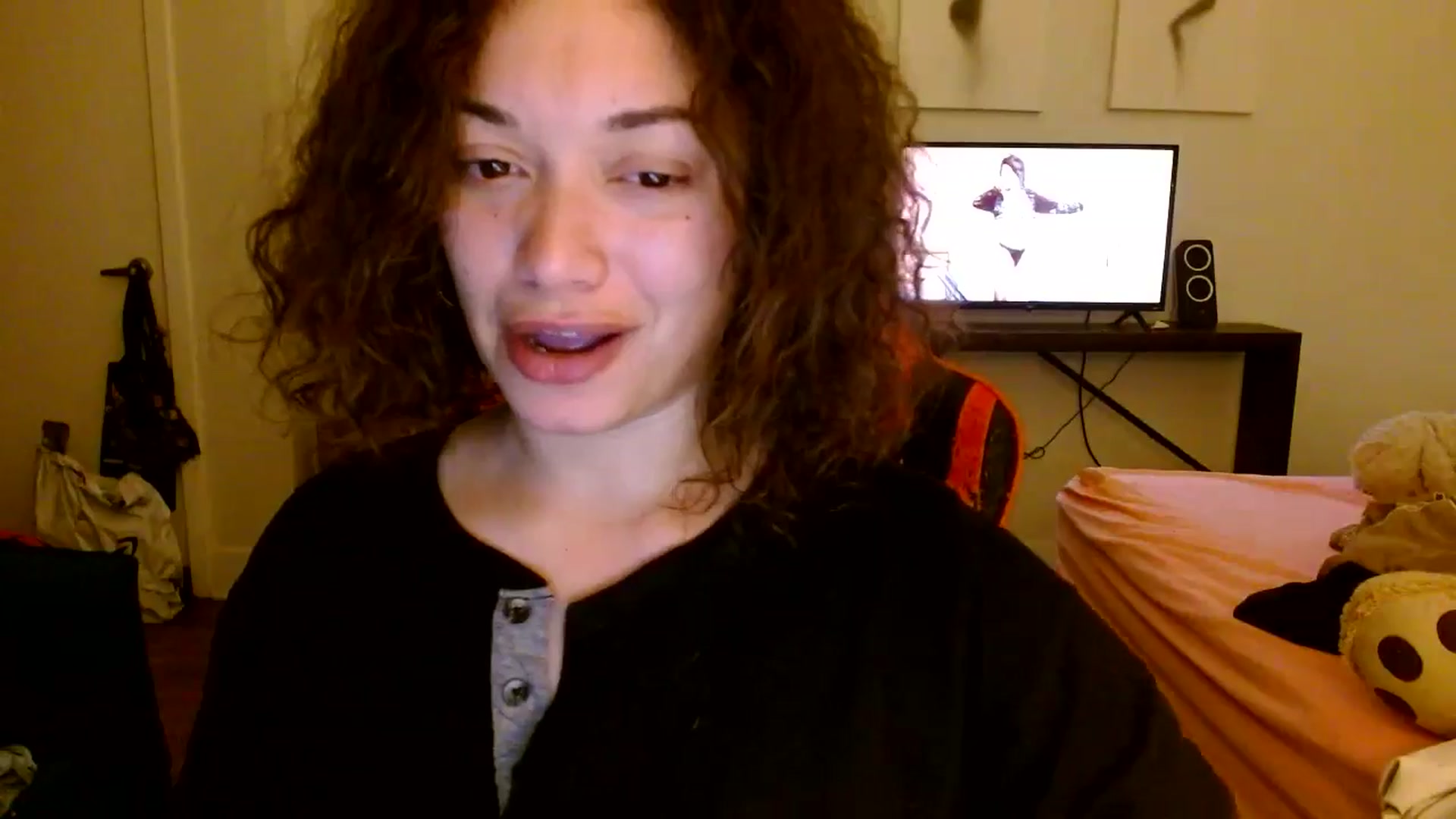 Gallery image thumbnail from Scar__lett's myfreecams stream on, 04/19/2025, 10:05 image 14 of 20
