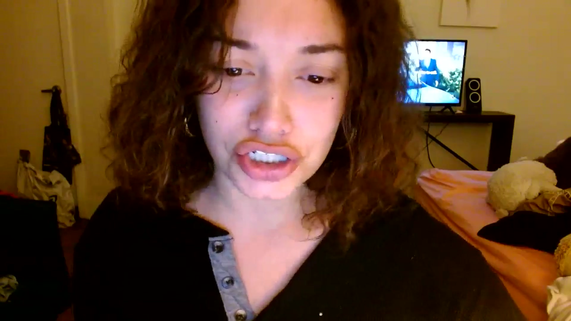 Gallery image thumbnail from Scar__lett's myfreecams stream on, 04/19/2025, 10:34 image 14 of 20
