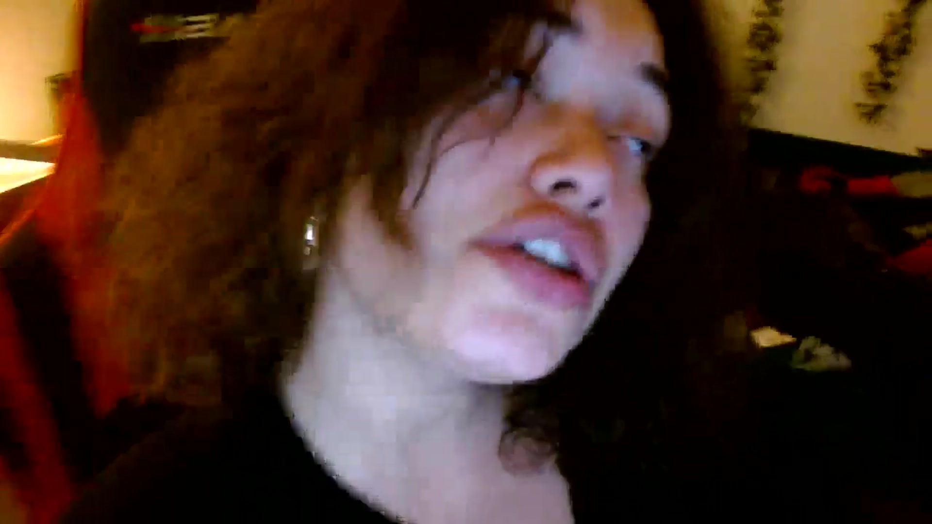 Gallery image thumbnail from Scar__lett's myfreecams stream on, 04/19/2025, 10:34 image 5 of 20