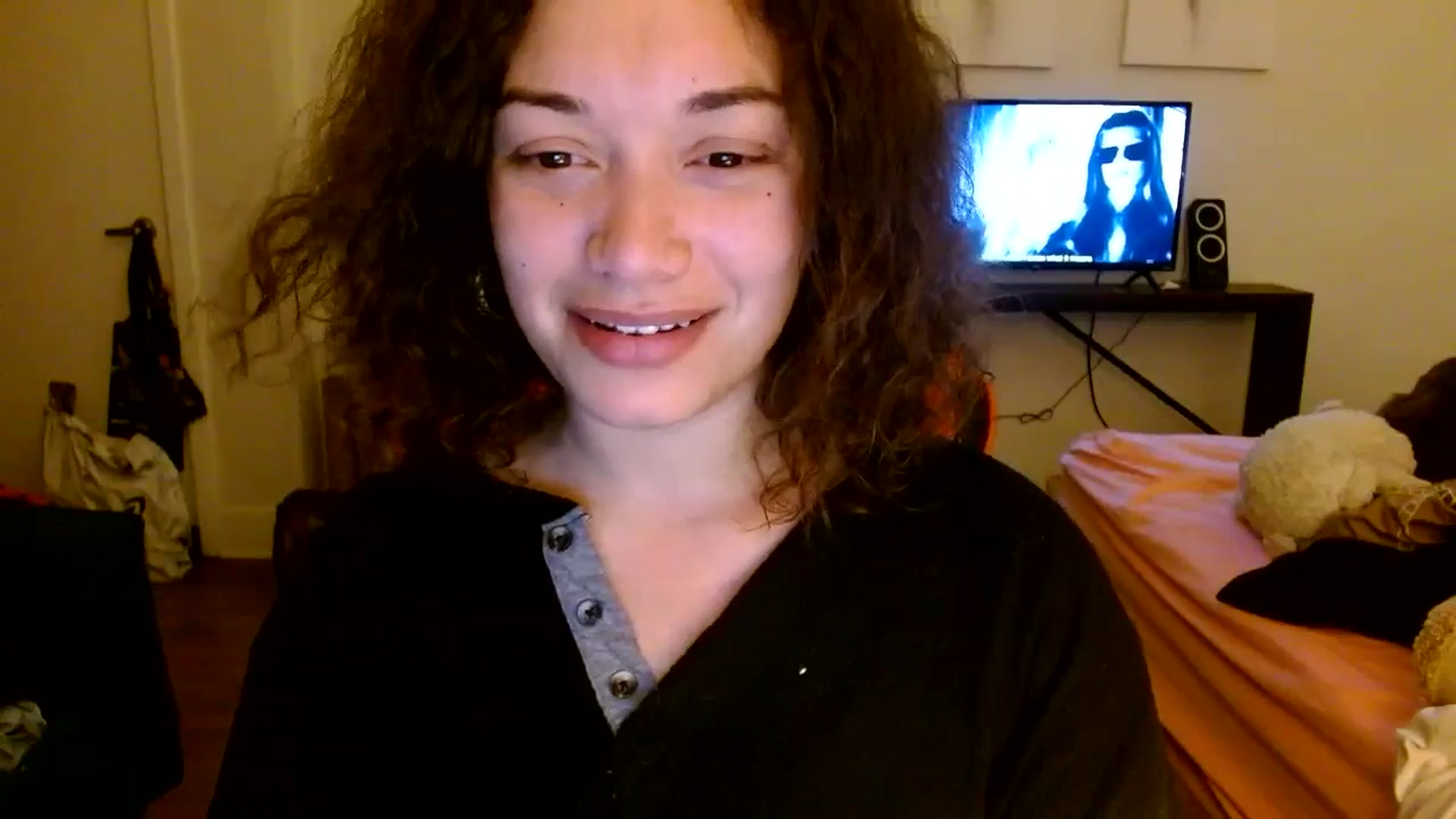Gallery image thumbnail from Scar__lett's myfreecams stream on, 04/19/2025, 10:34 image 16 of 20