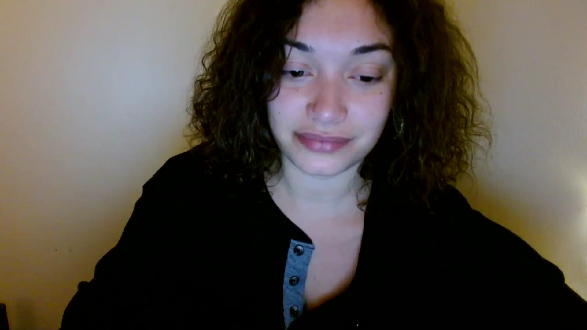 Gallery image thumbnail from Scar__lett's myfreecams stream on, 04/19/2025, 11:07 image 2 of 20